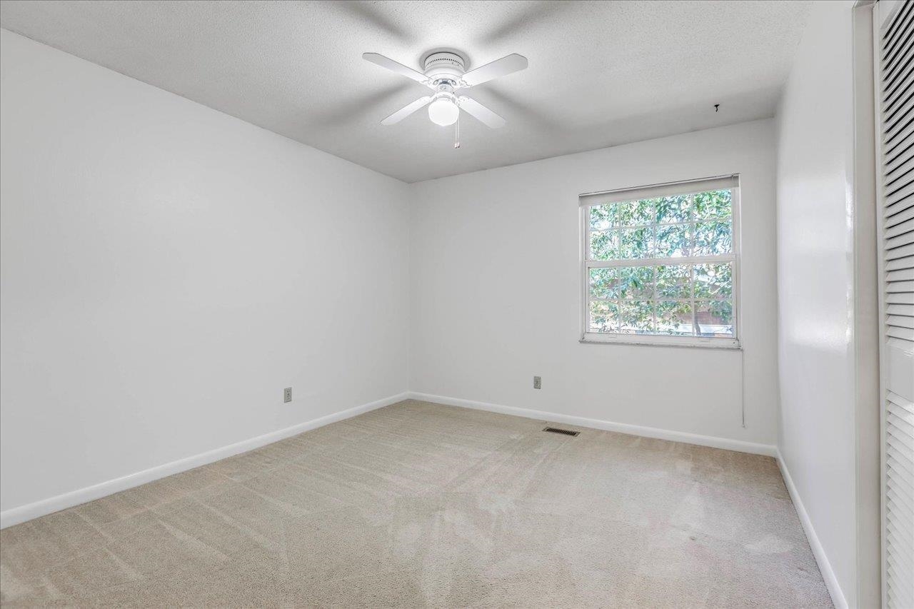 3721 Lifford Circle