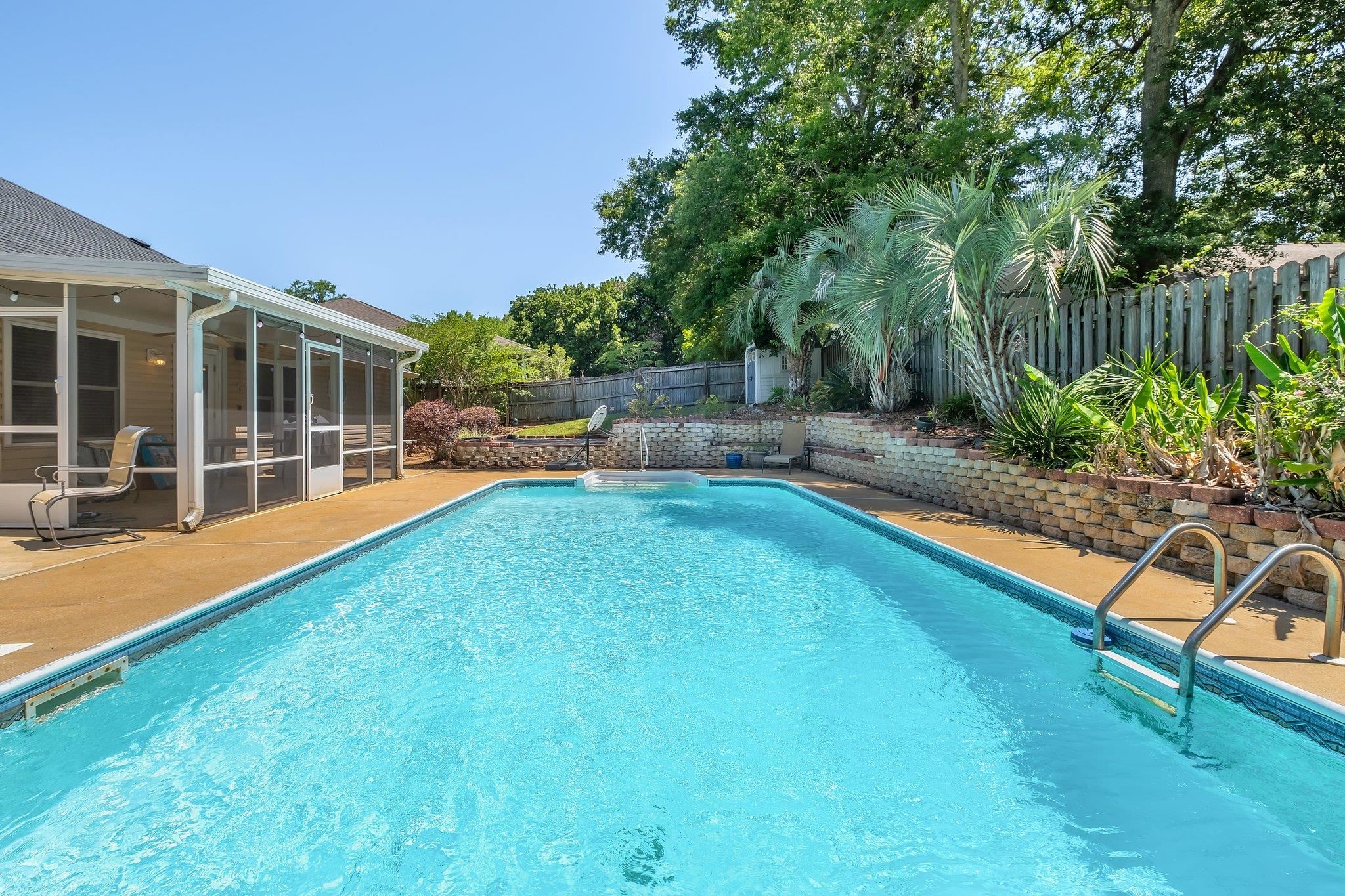 5553 Easton Glen Drive