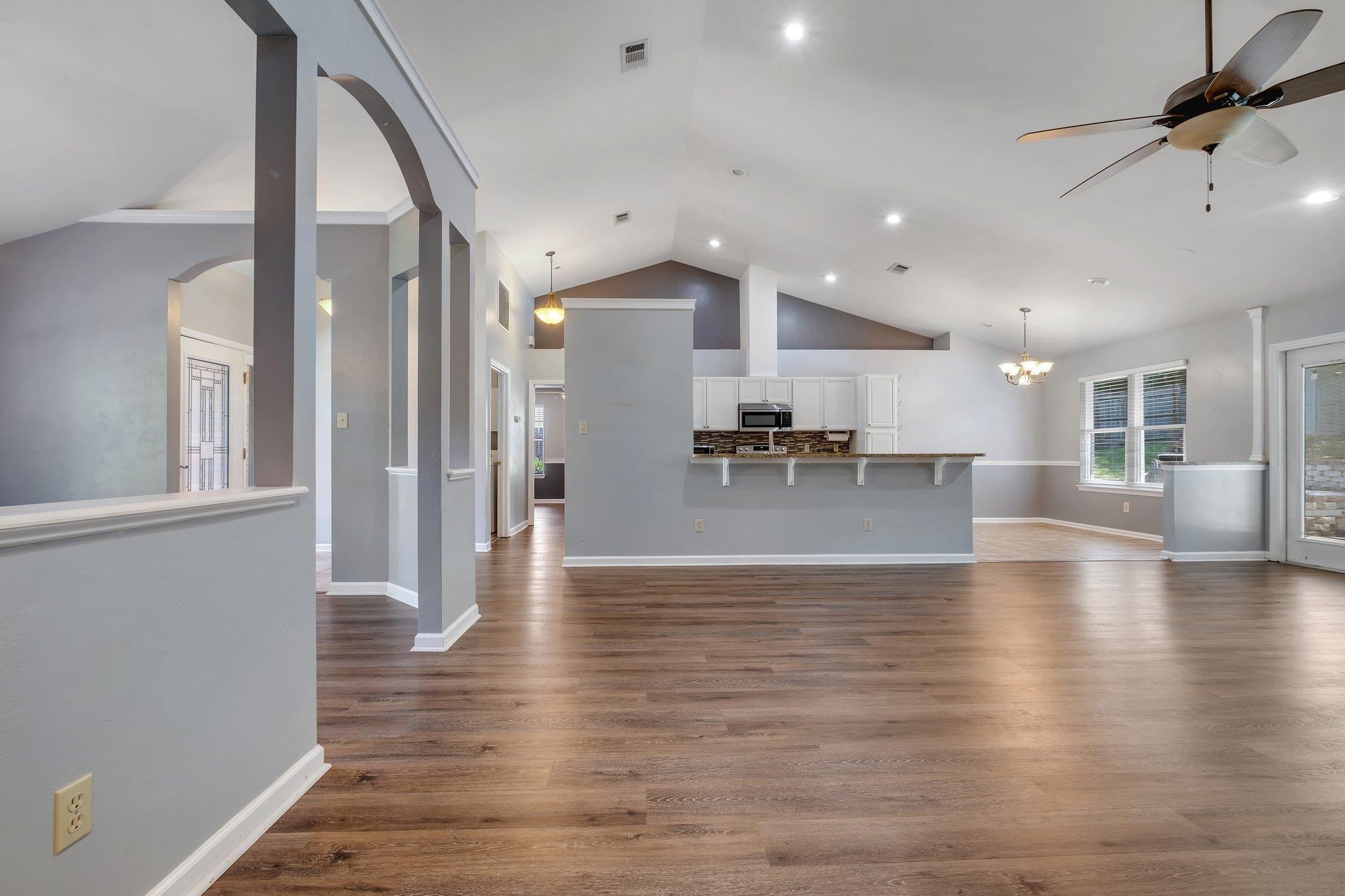 5553 Easton Glen Drive