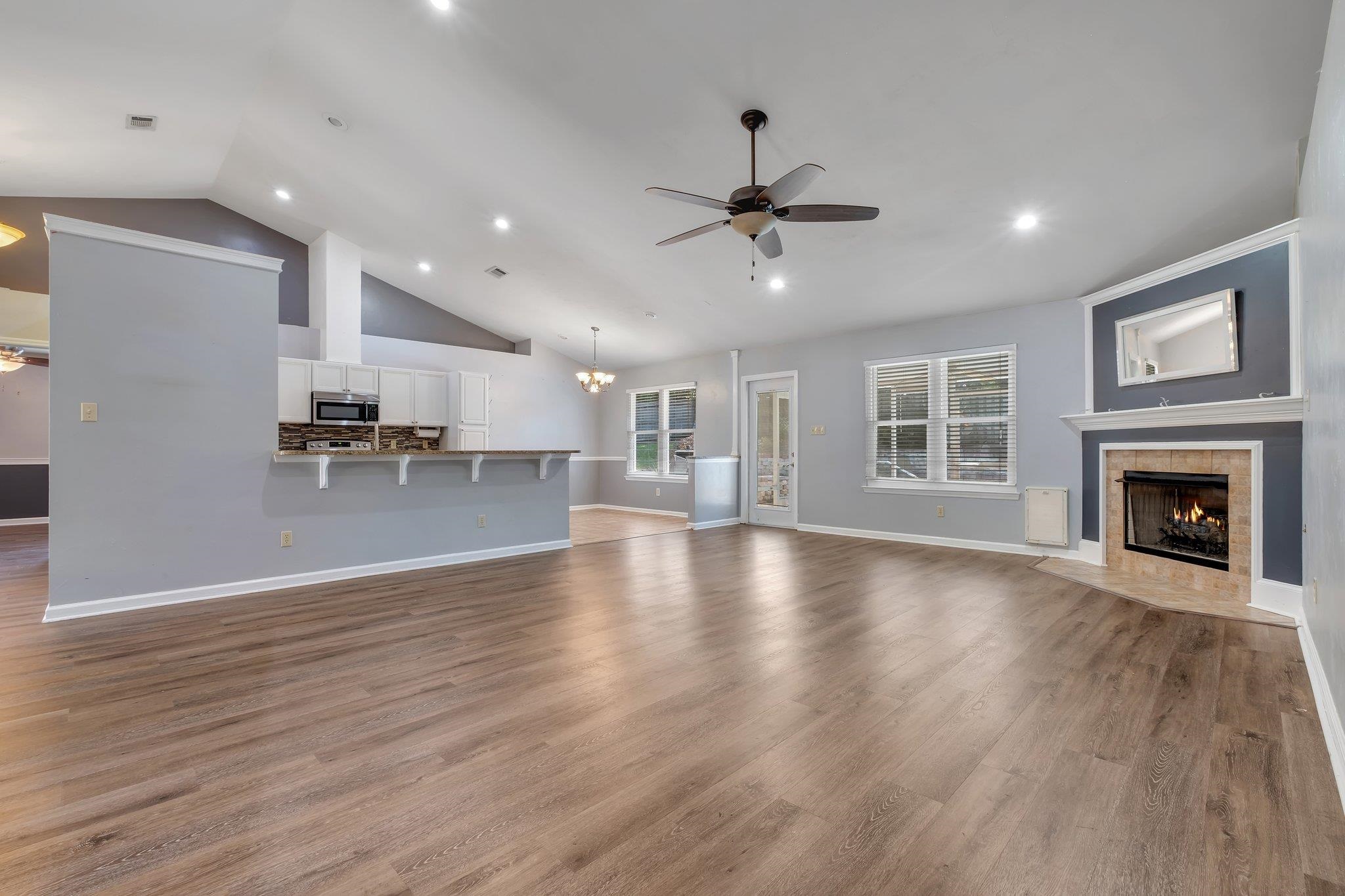 5553 Easton Glen Drive