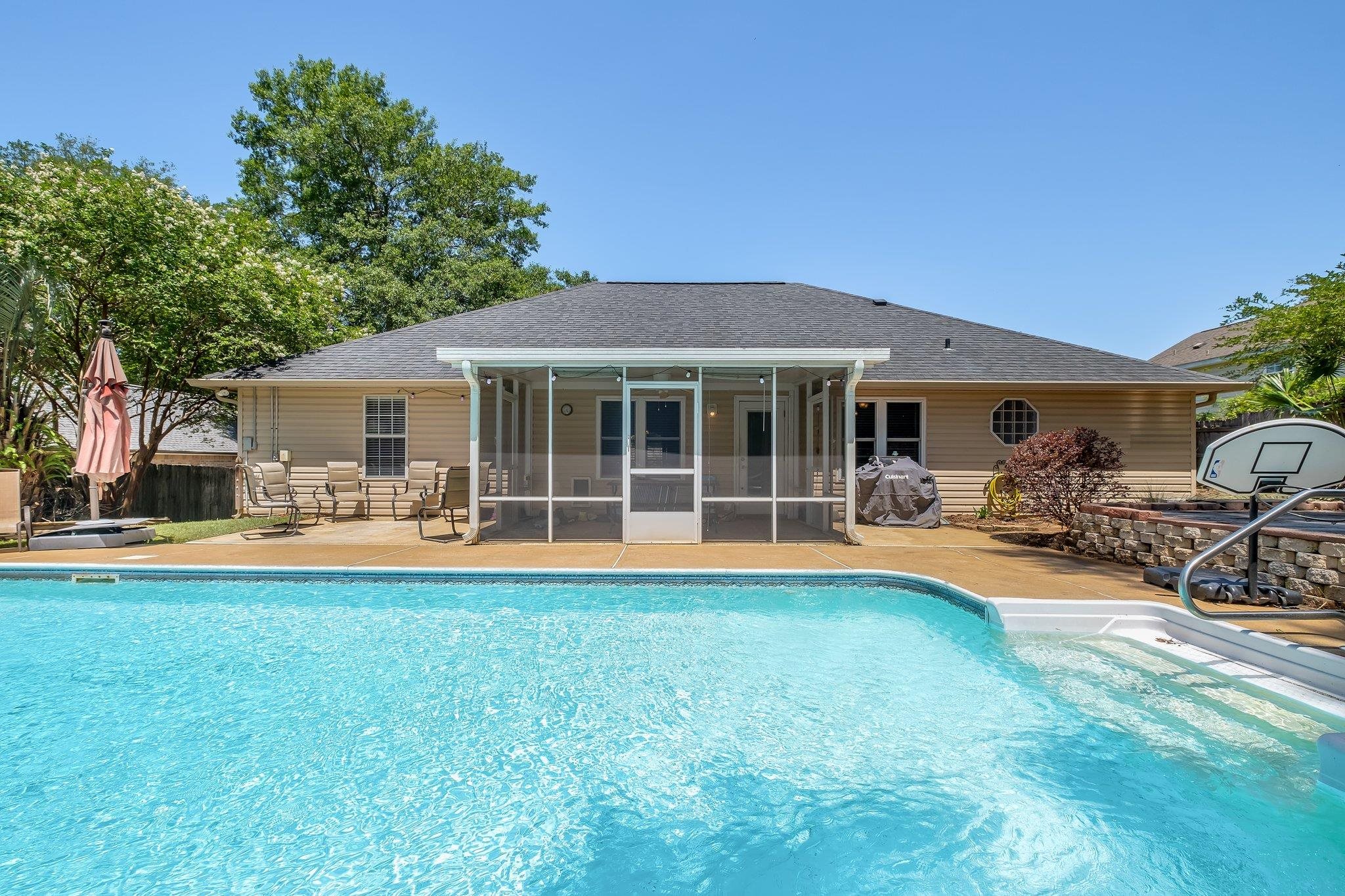 5553 Easton Glen Drive