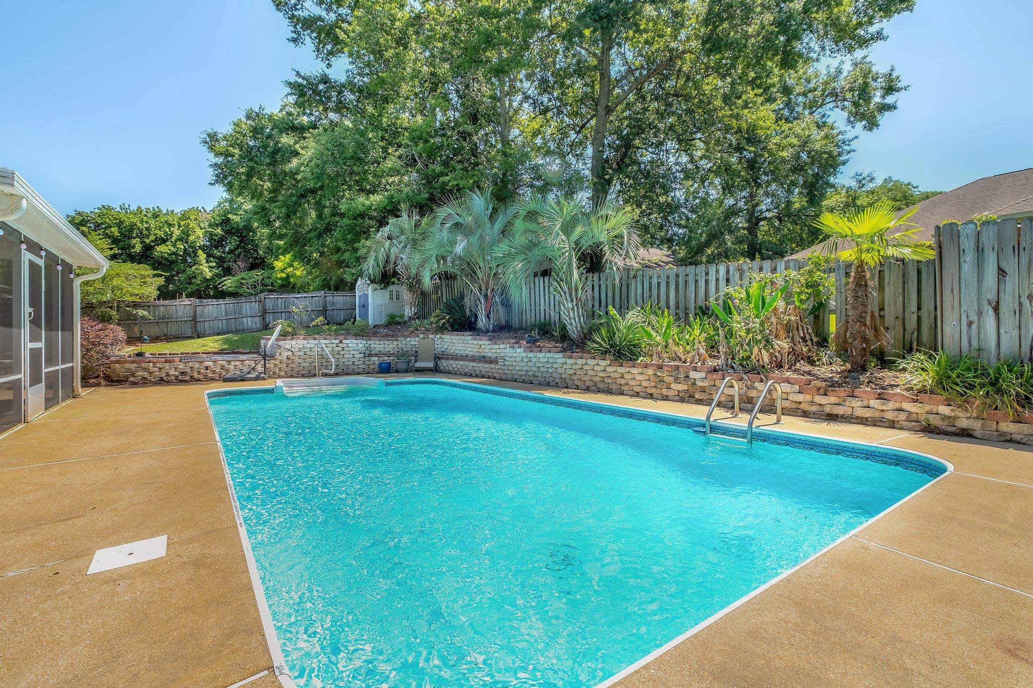 5553 Easton Glen Drive