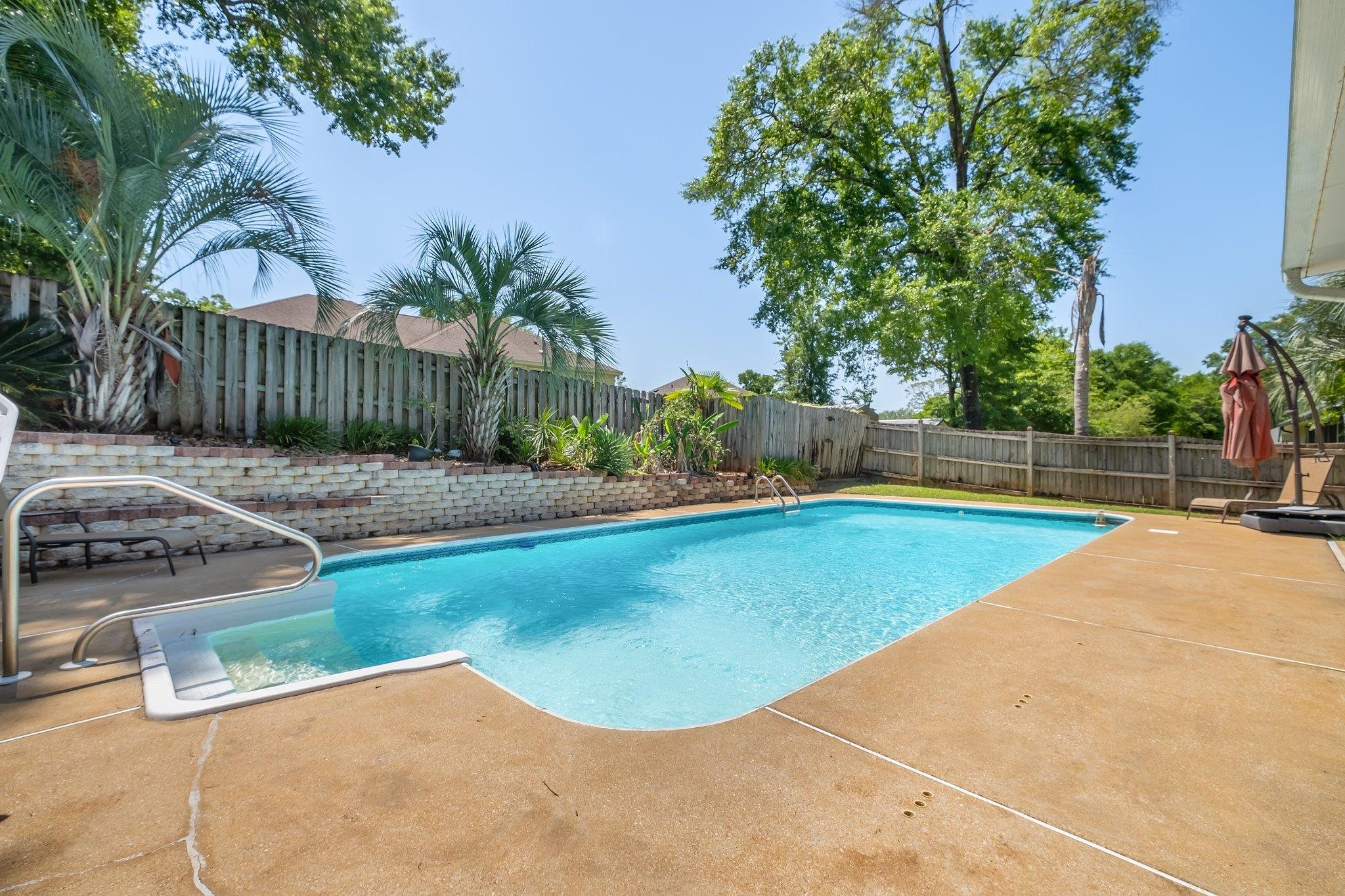 5553 Easton Glen Drive