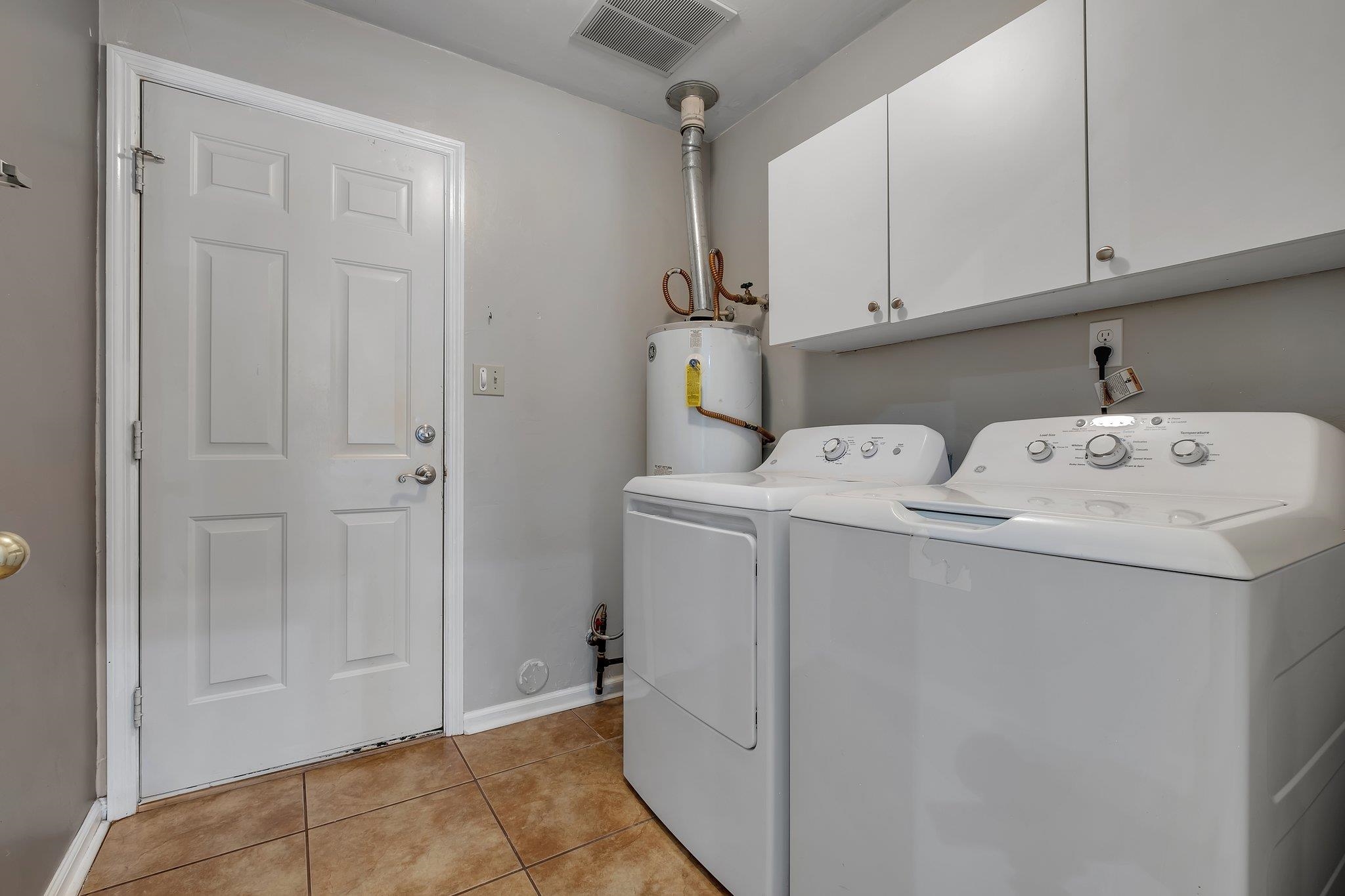 5553 Easton Glen Drive