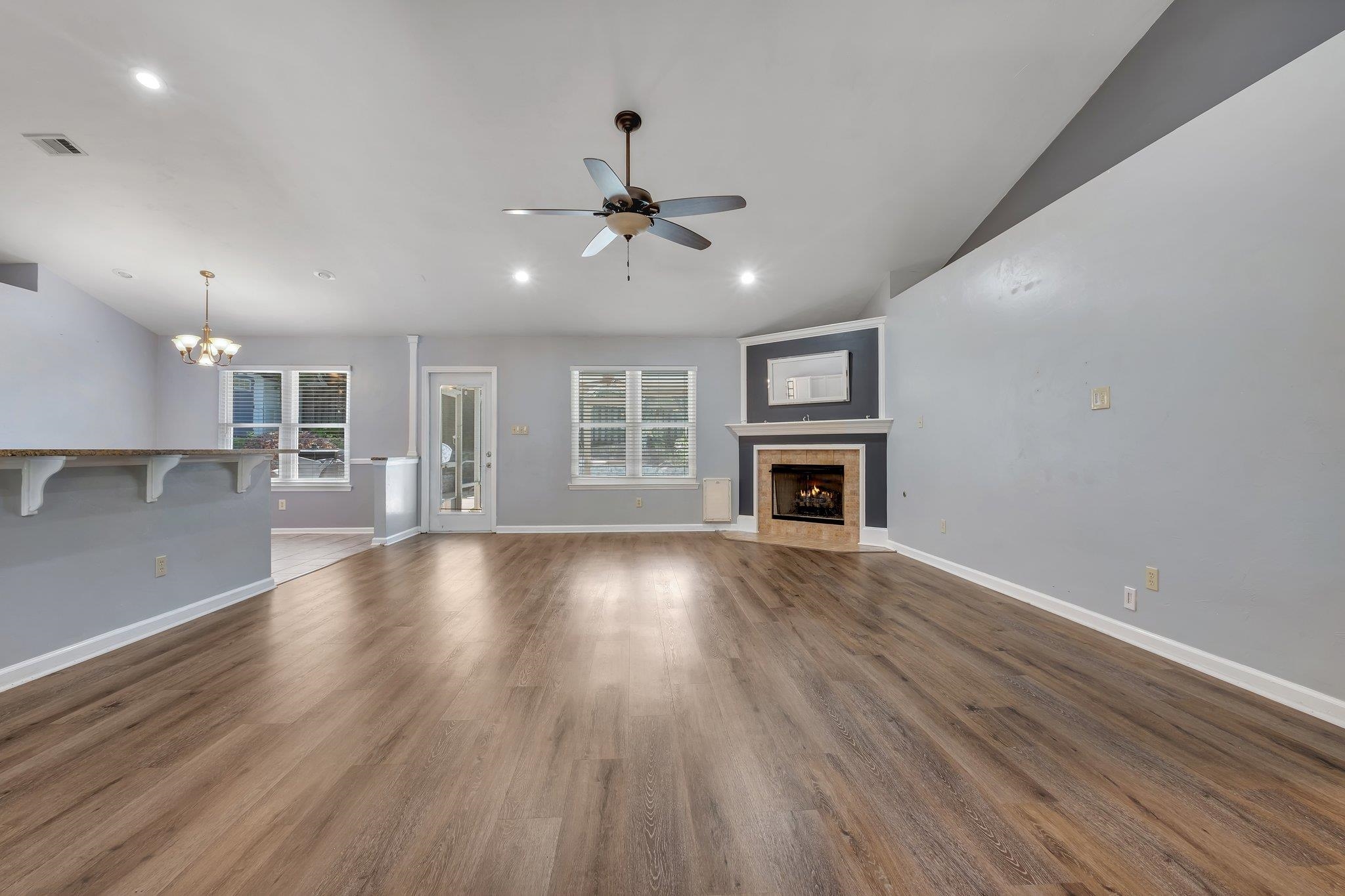 5553 Easton Glen Drive