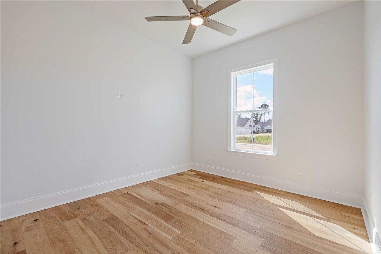 4213 Landry
