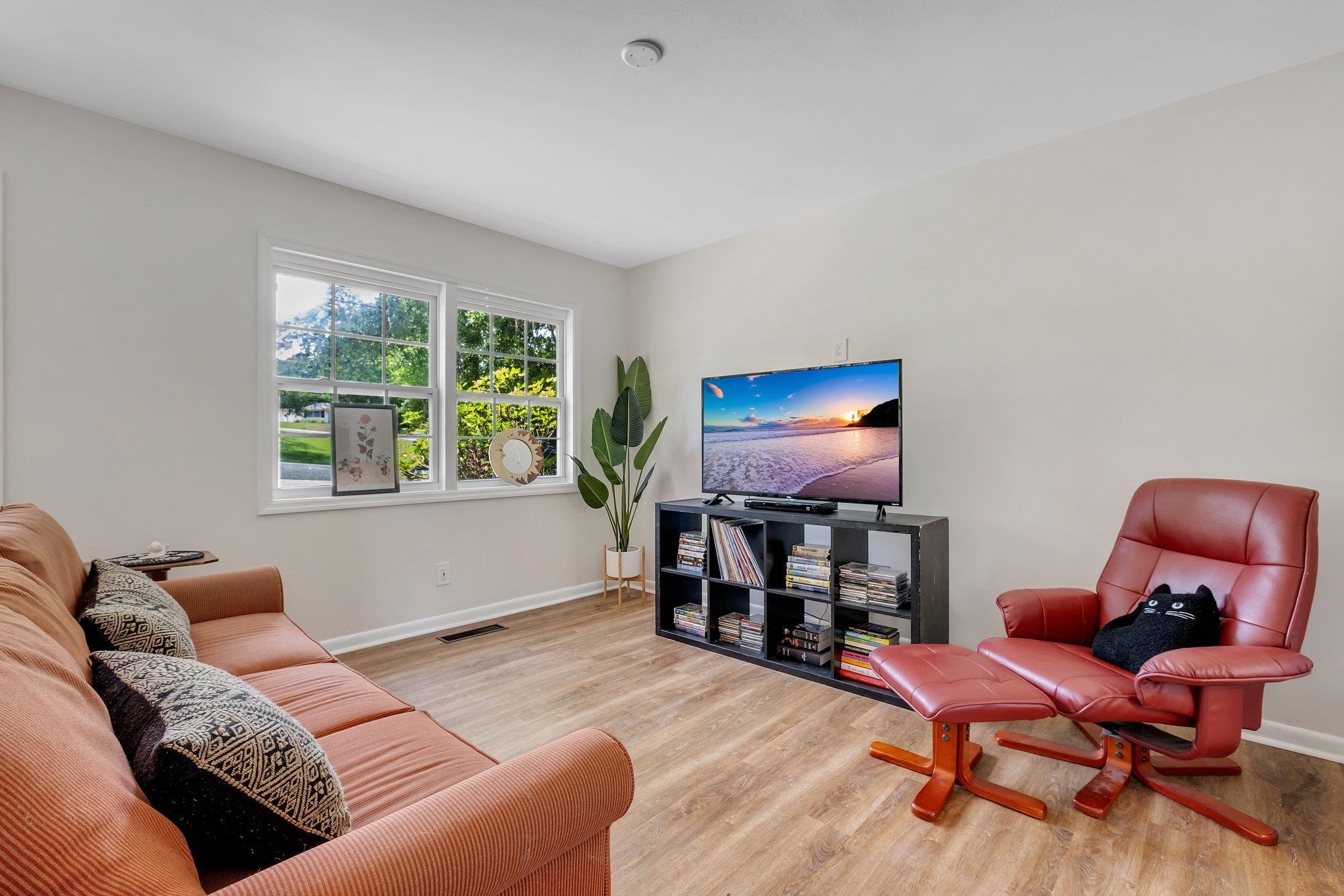 2117 Gibbs Drive