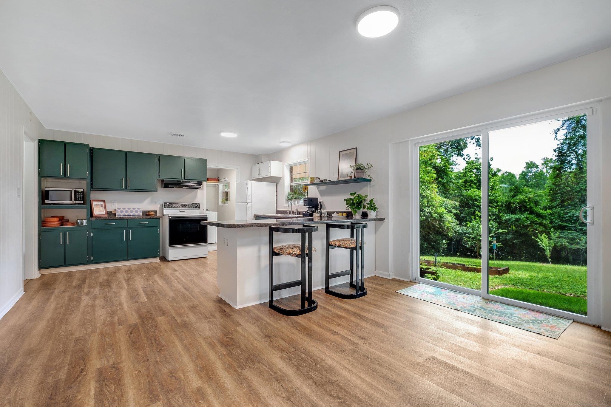 2117 Gibbs Drive