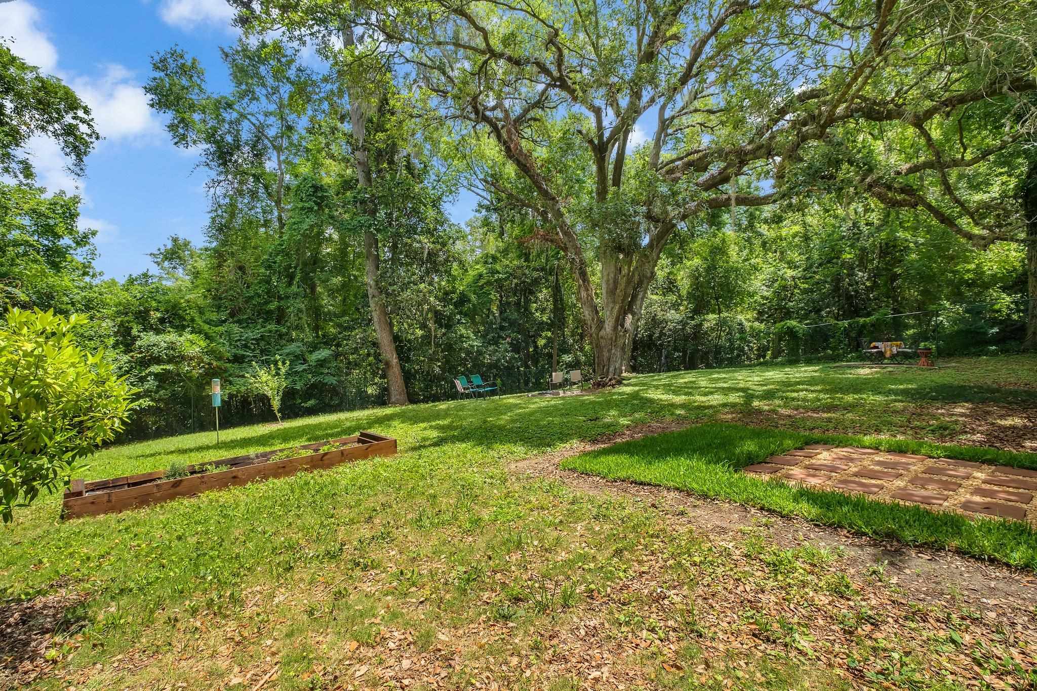 2117 Gibbs Drive