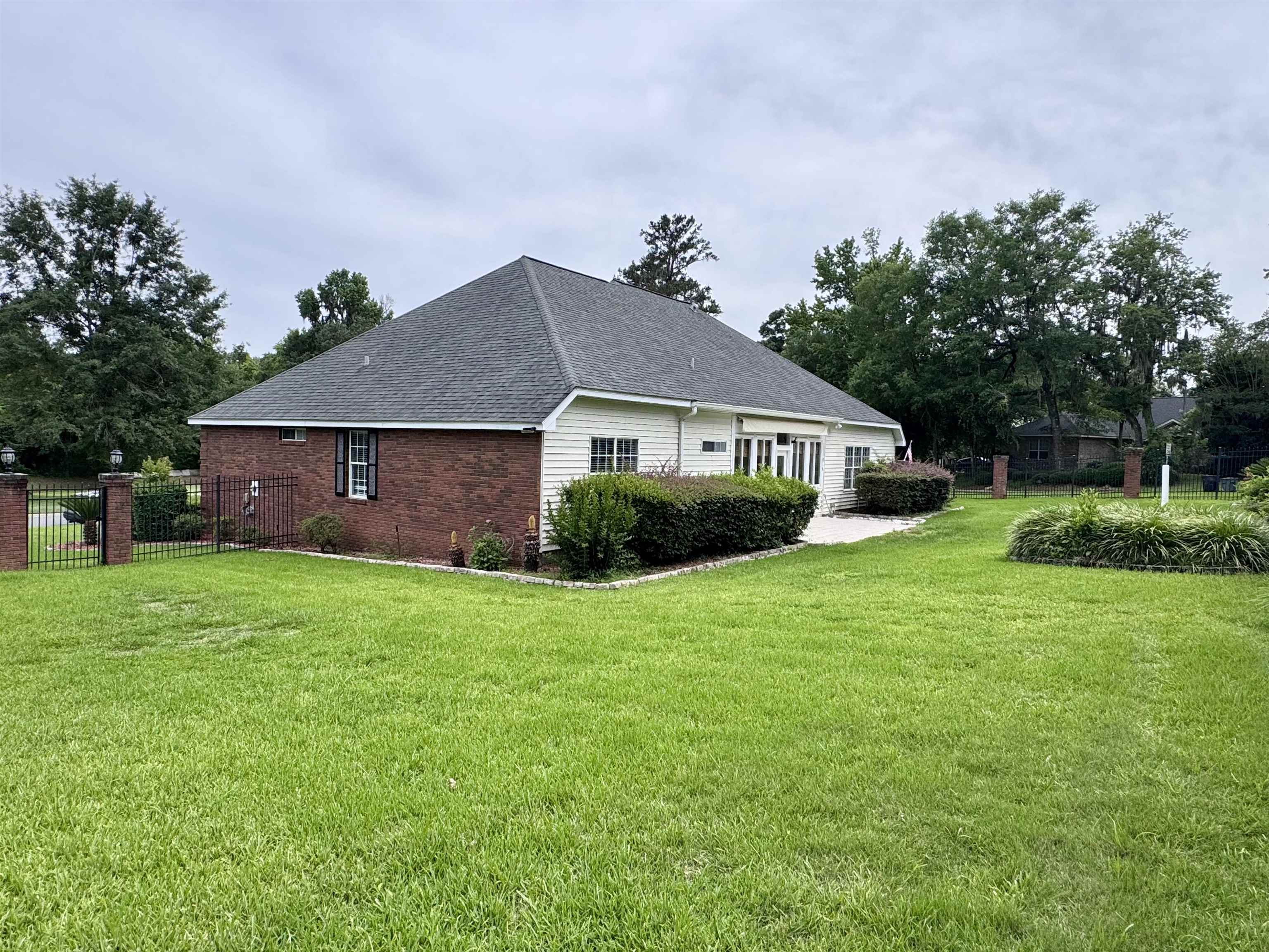 2900 Whittington Drive