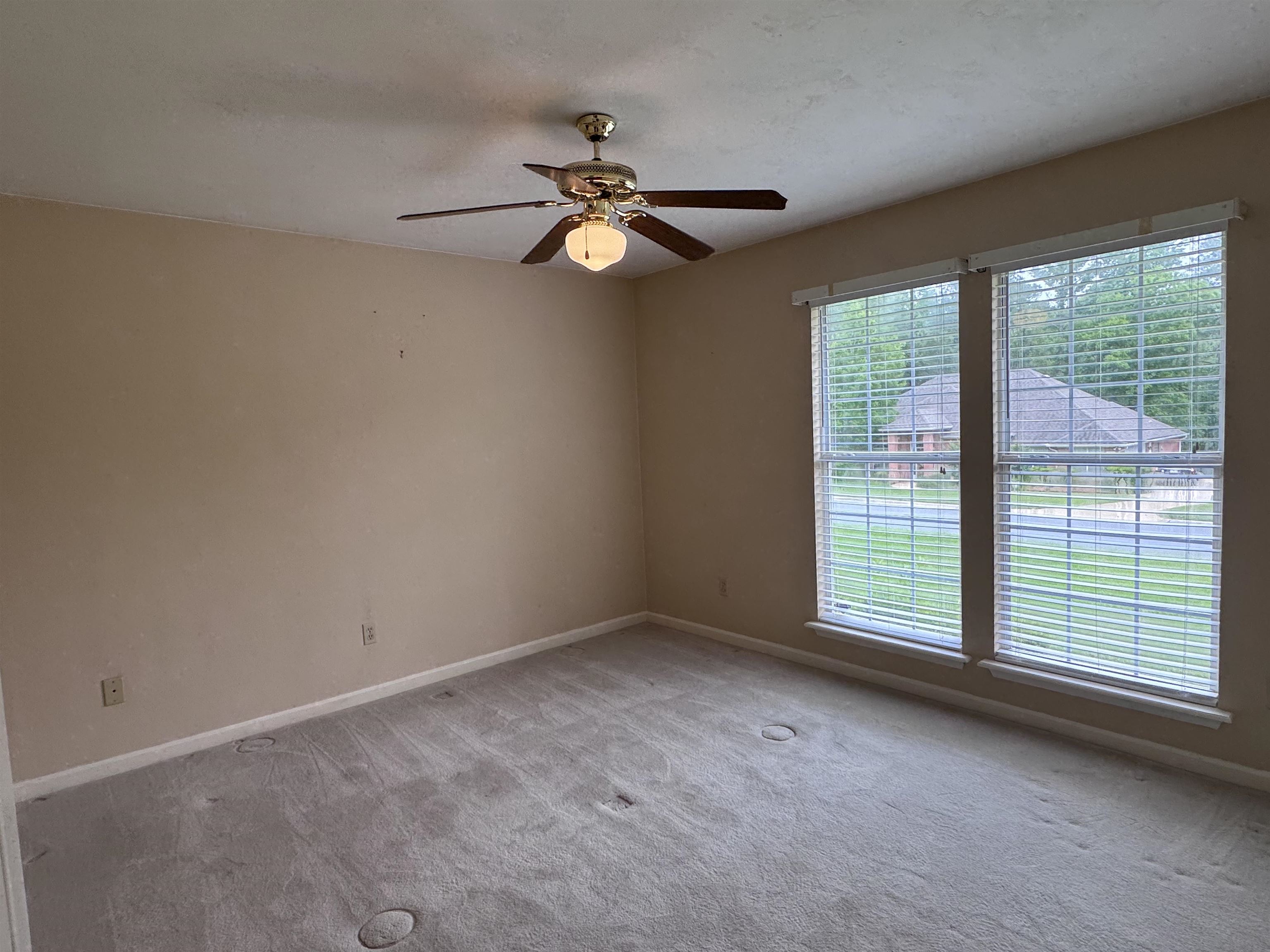 2900 Whittington Drive