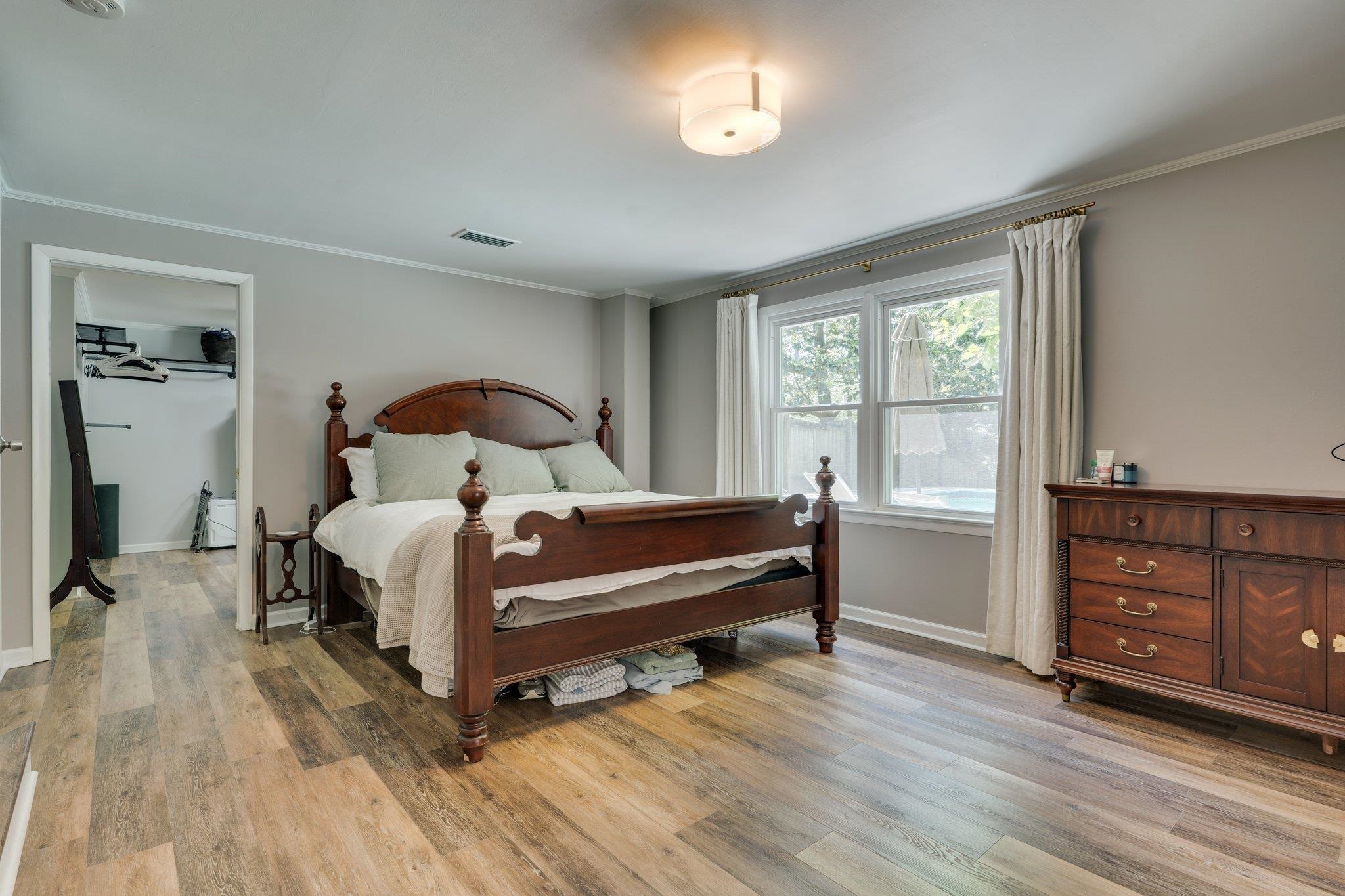 3122 Cabot Drive