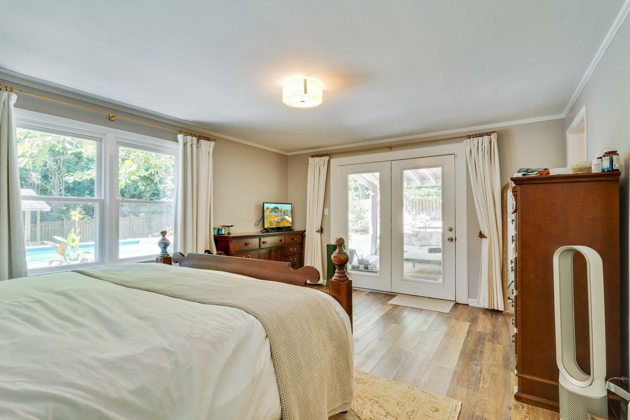 3122 Cabot Drive