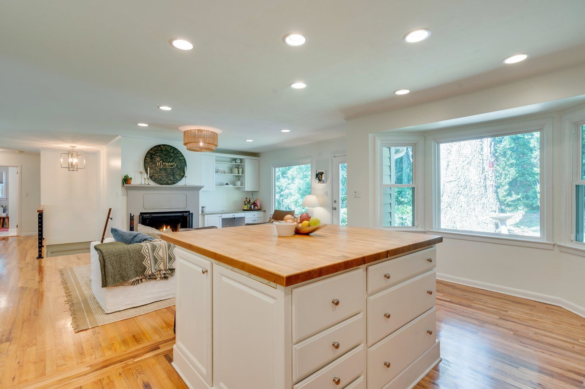 3122 Cabot Drive