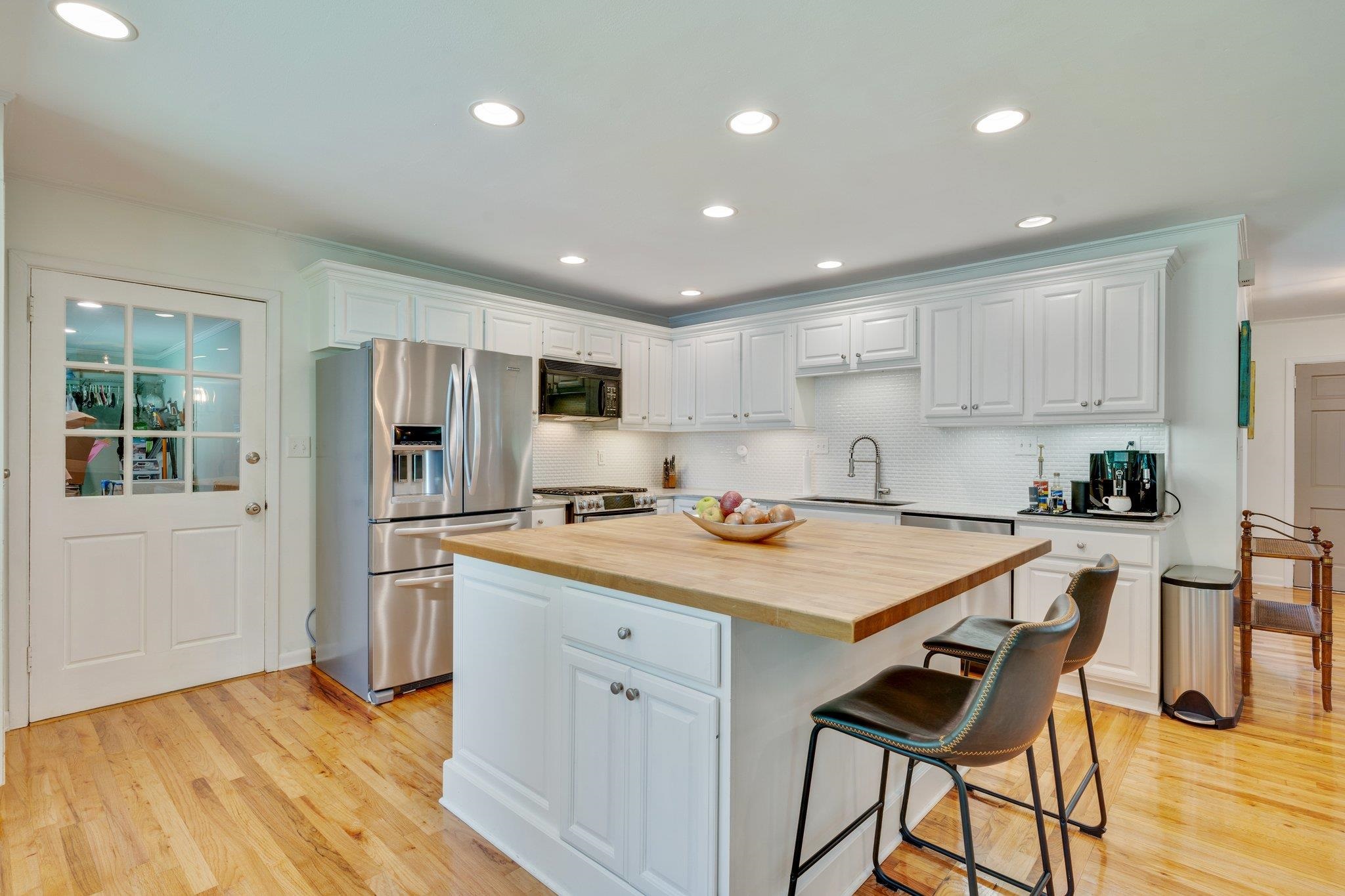 3122 Cabot Drive