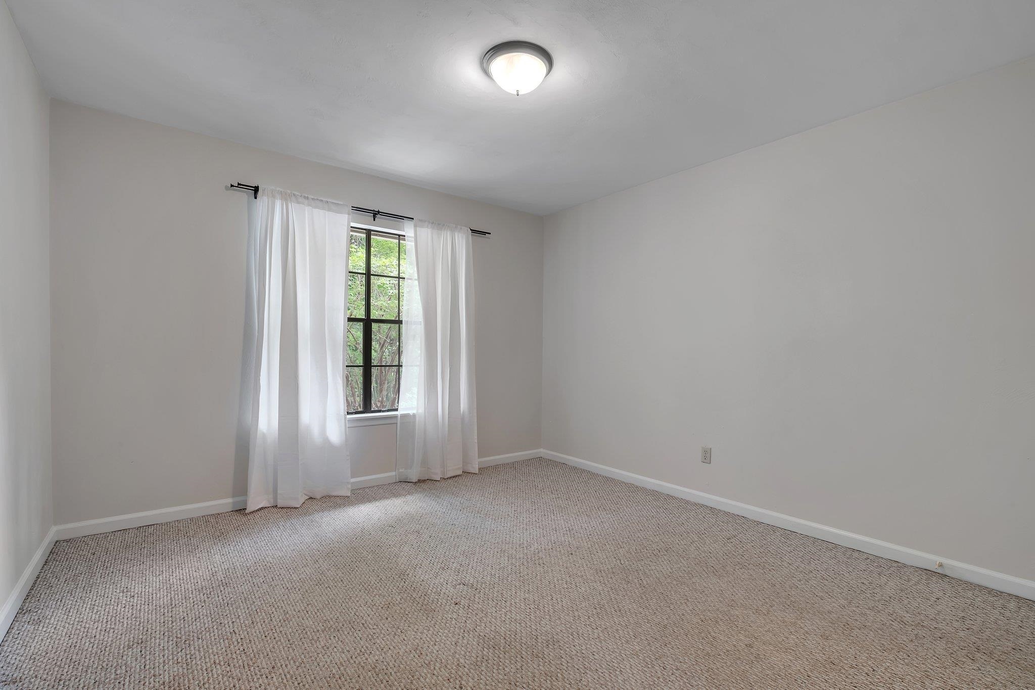 118 Meeting Street Drive