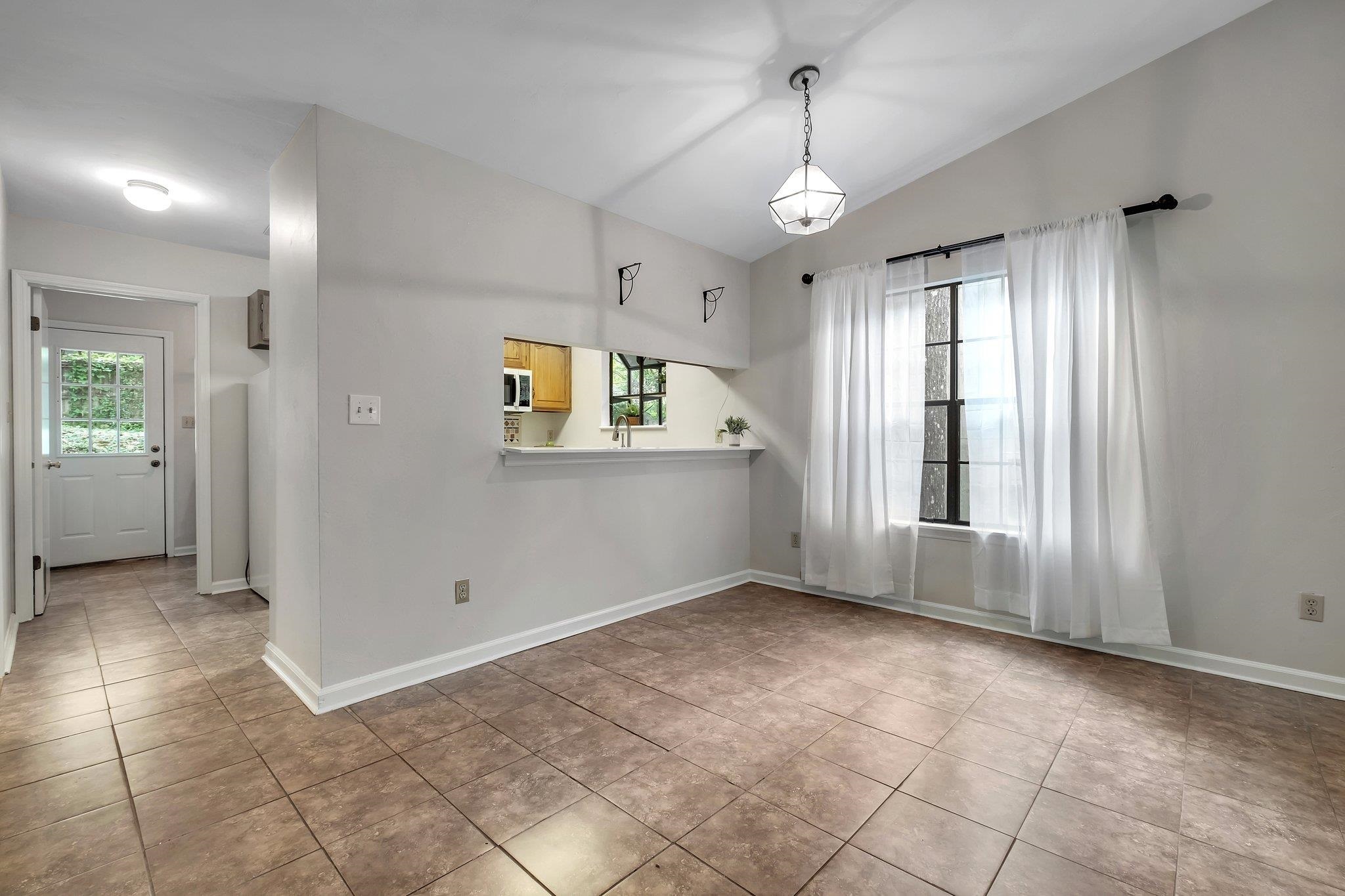118 Meeting Street Drive