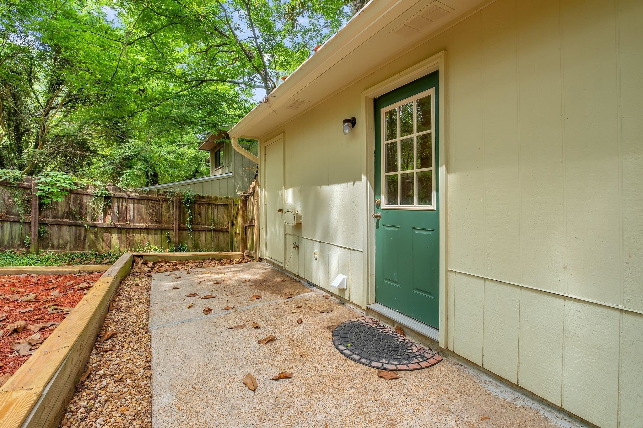 118 Meeting Street Drive