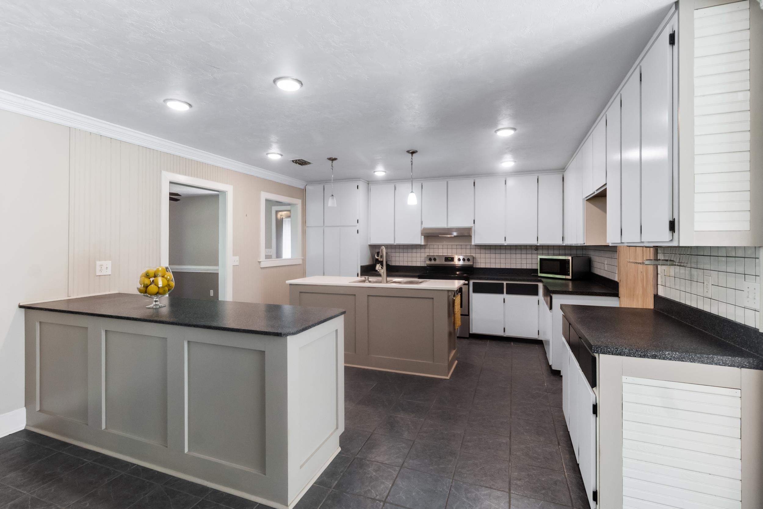 4545 Louvinia Court