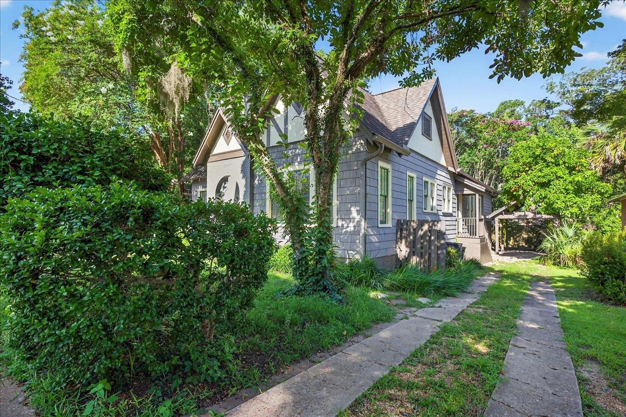 1532 Cristobal Drive
