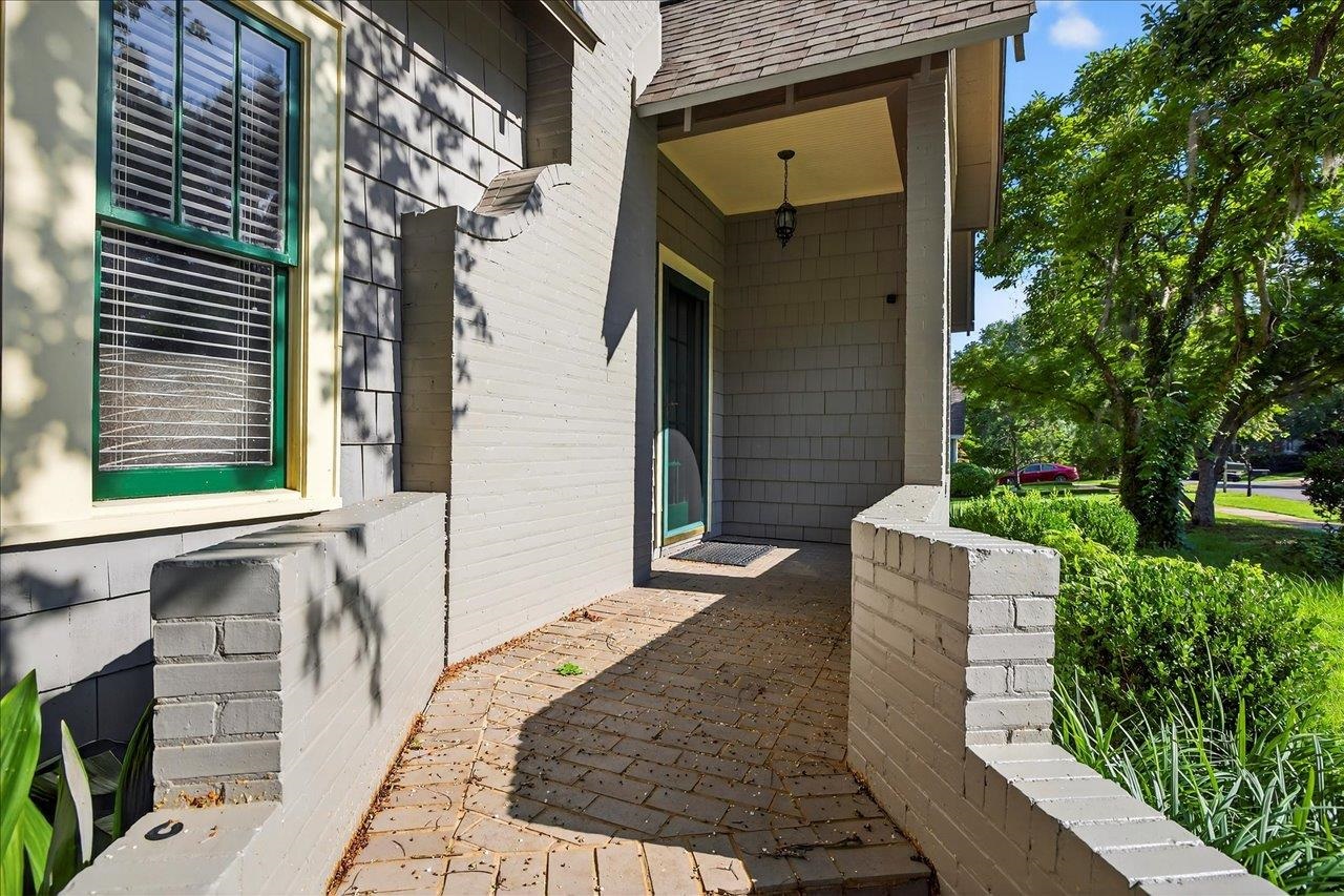 1532 Cristobal Drive