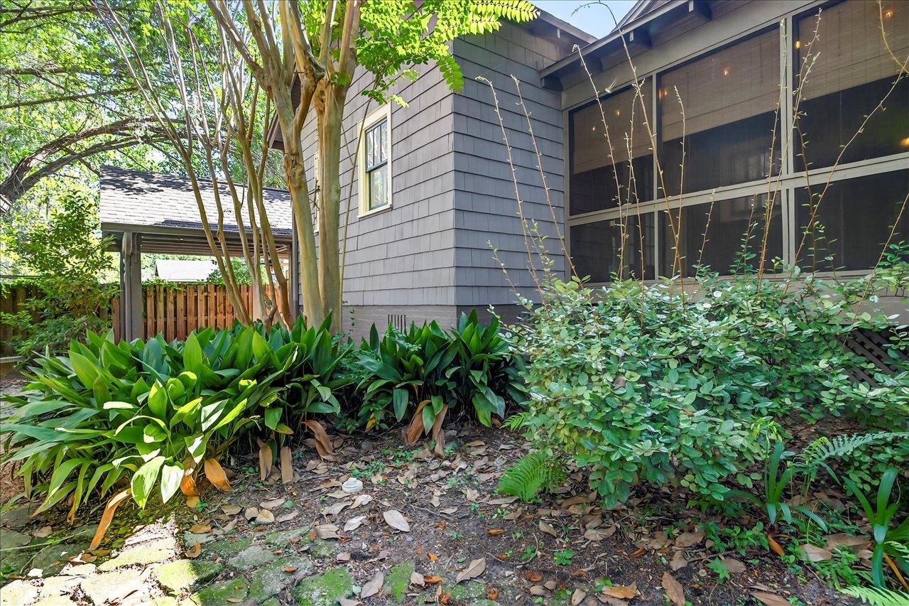 1532 Cristobal Drive