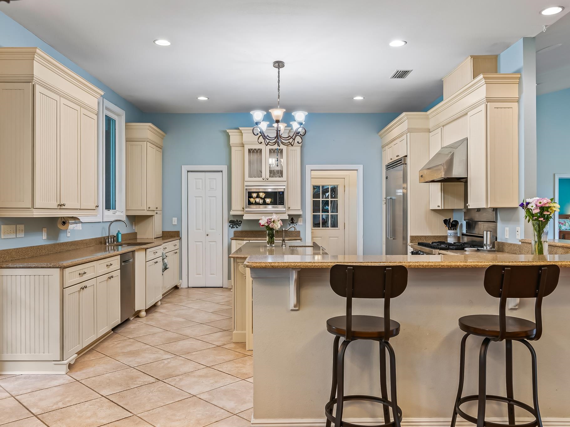 7147 Beech Ridge Trail