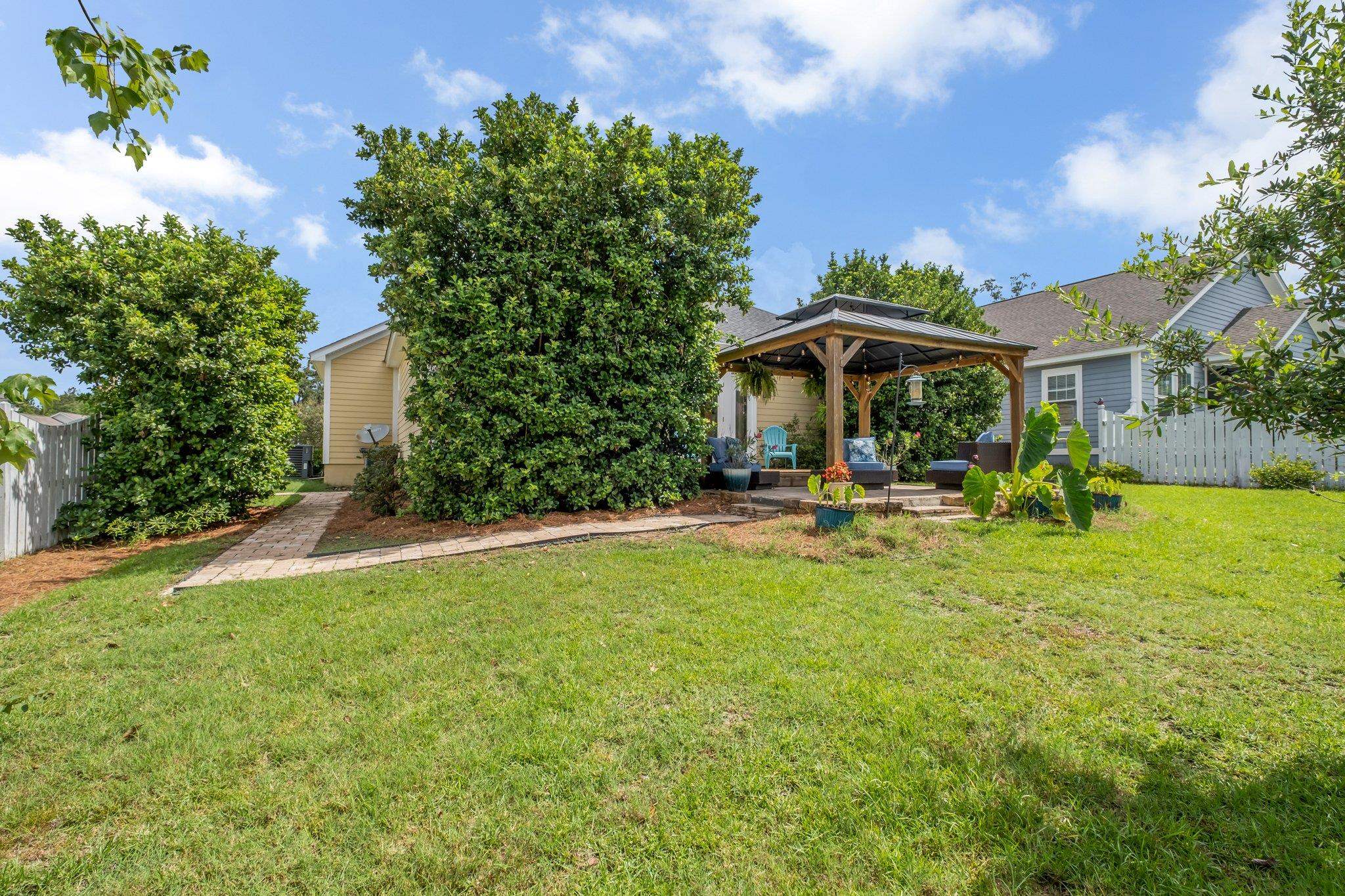 3260 Coneflower Drive