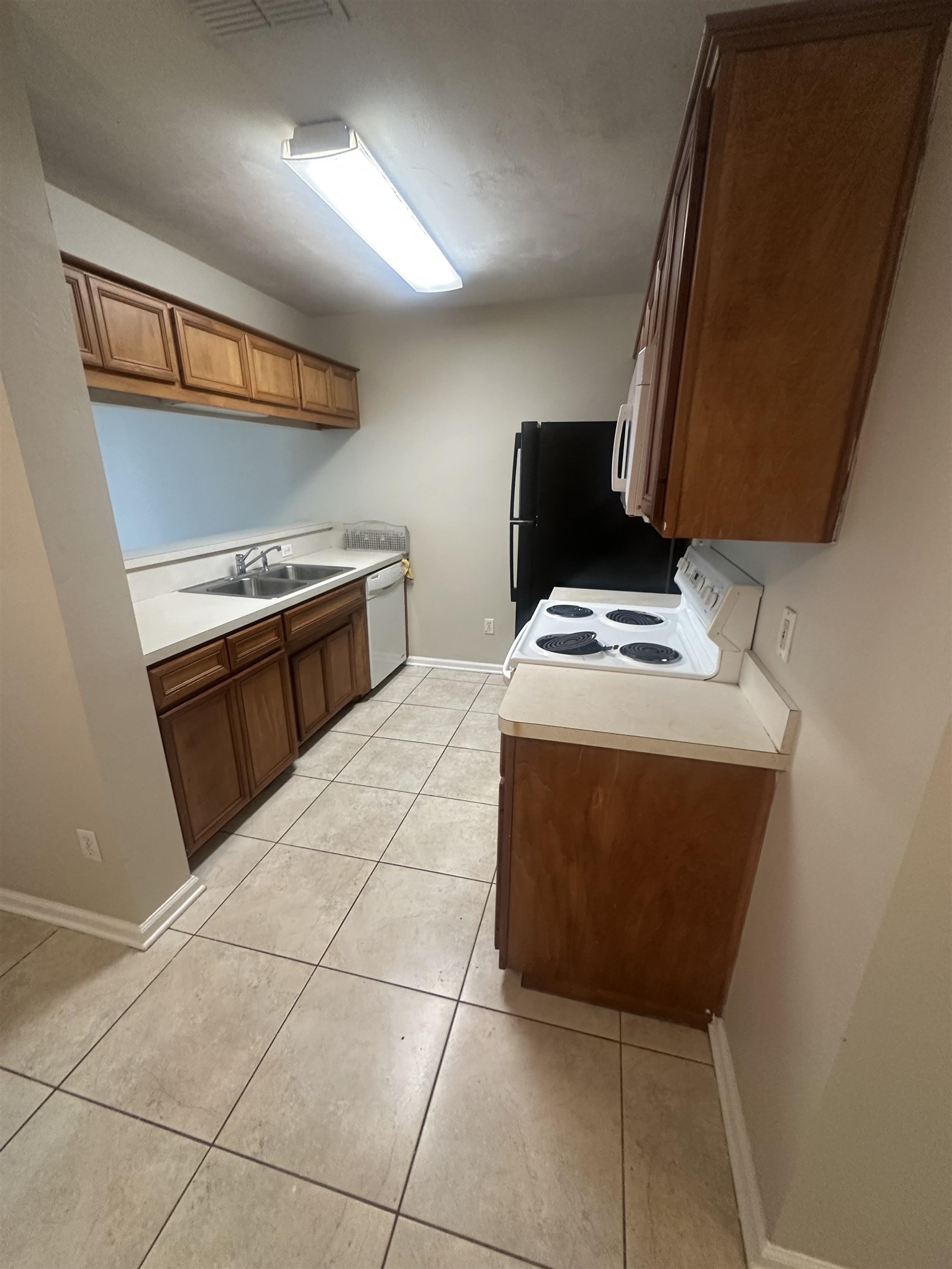 2525 Hartsfield Road Unit #21