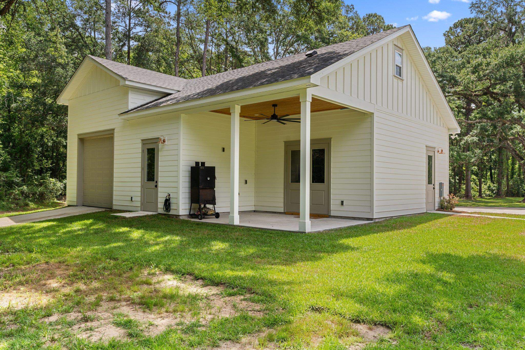 930 Old Farm Road