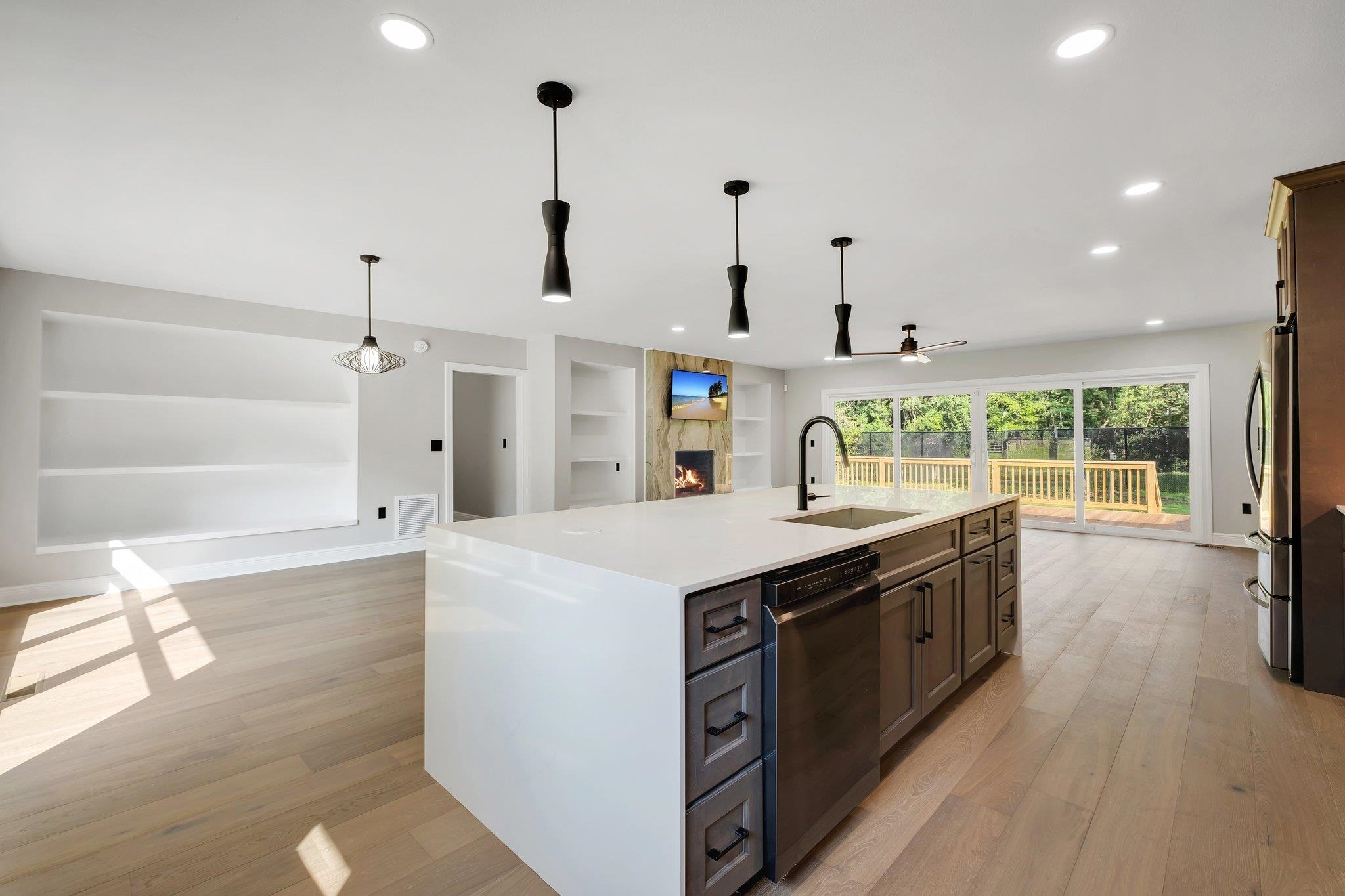 2084 Trescott Drive