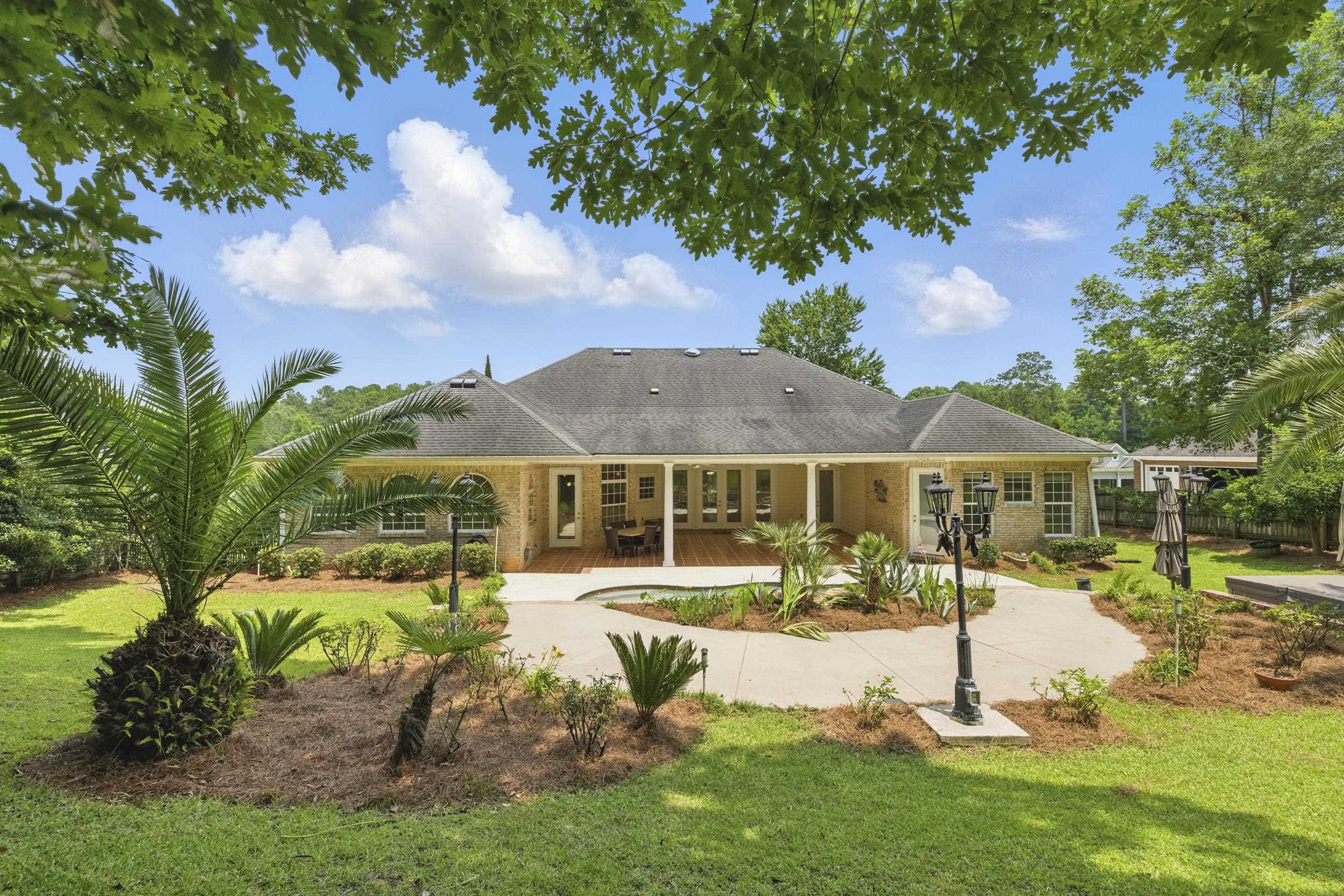 9227 Shoal Creek Drive