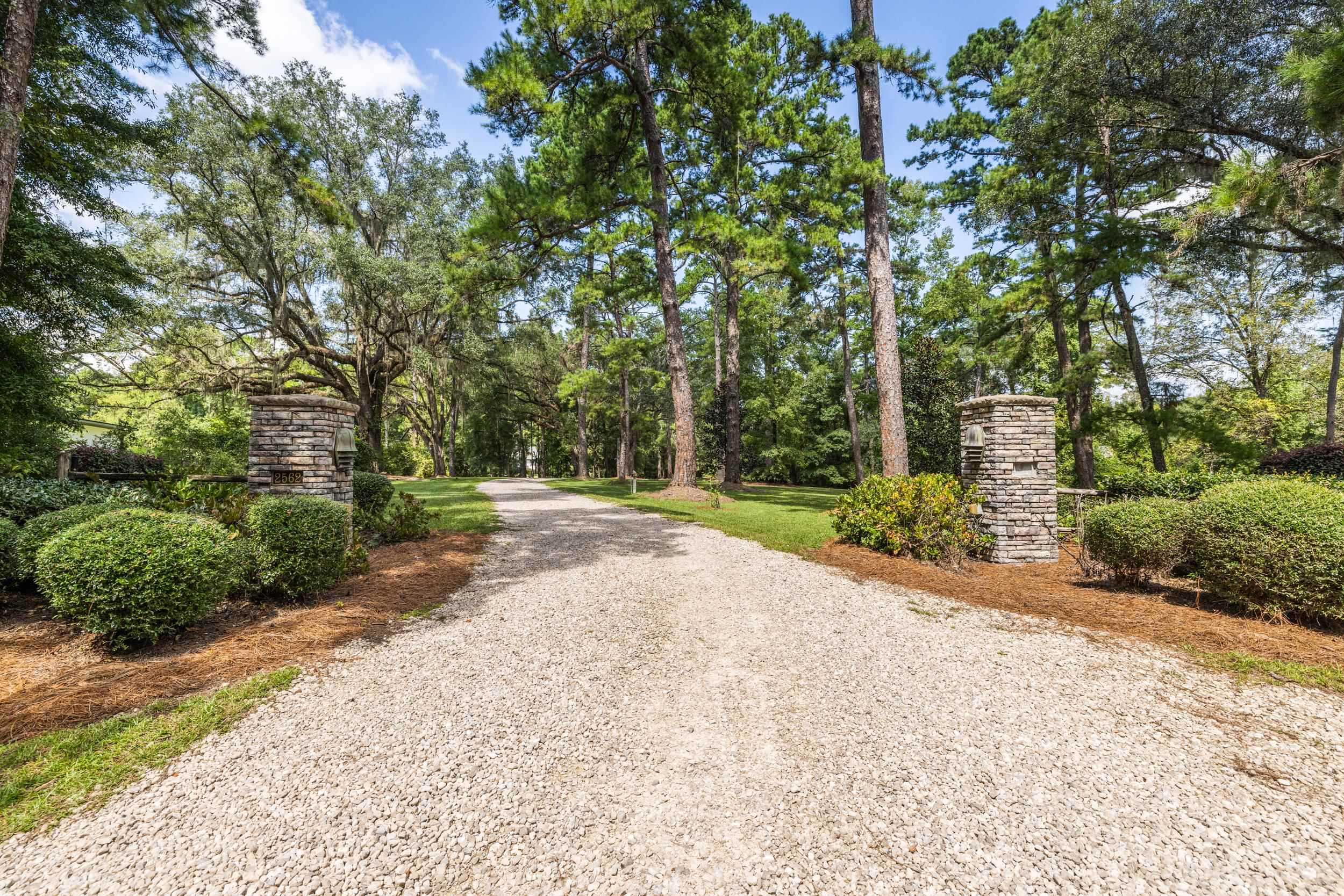 2562 Millstone Plantation Road