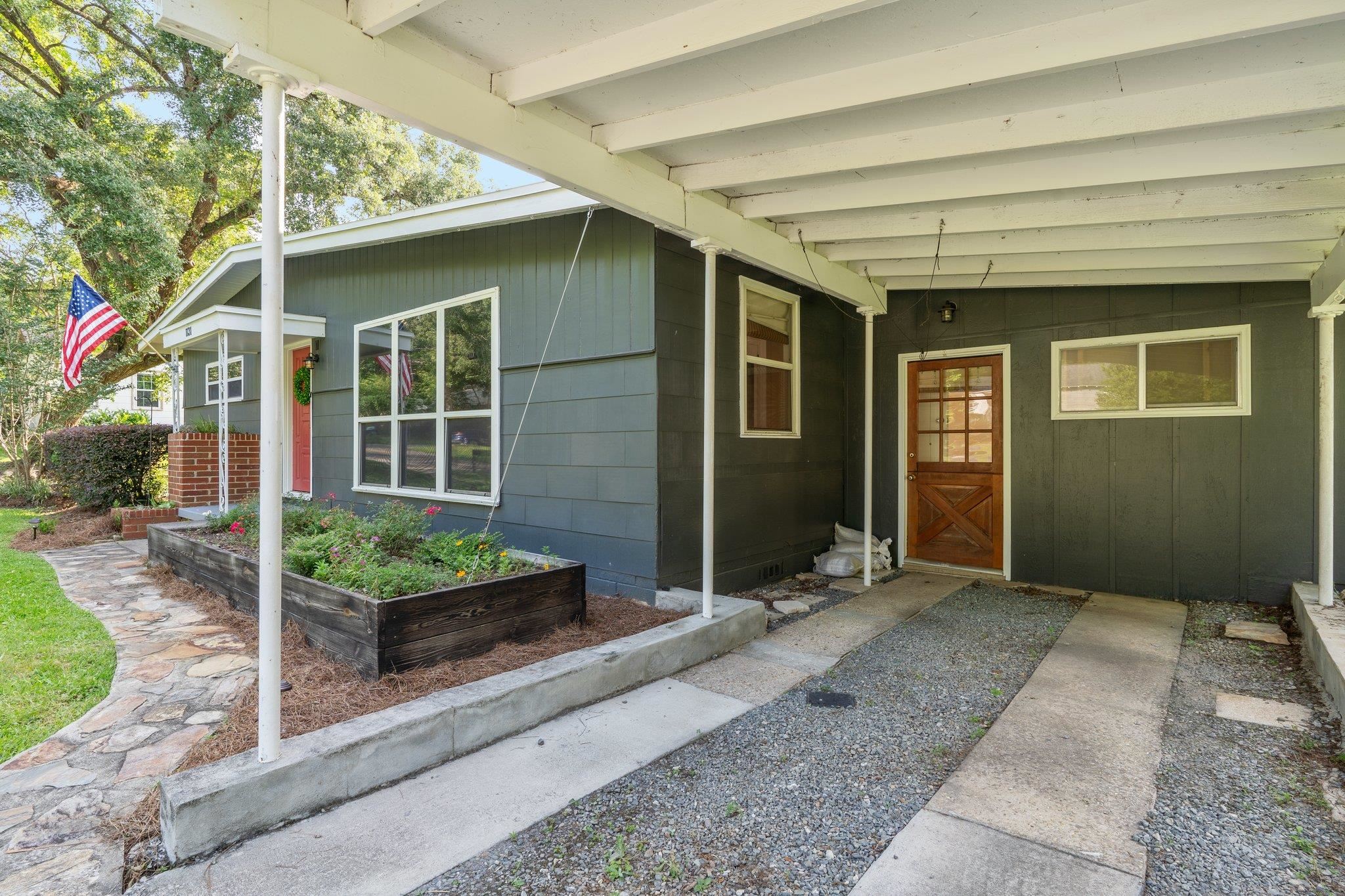 1131 Spottswood Drive