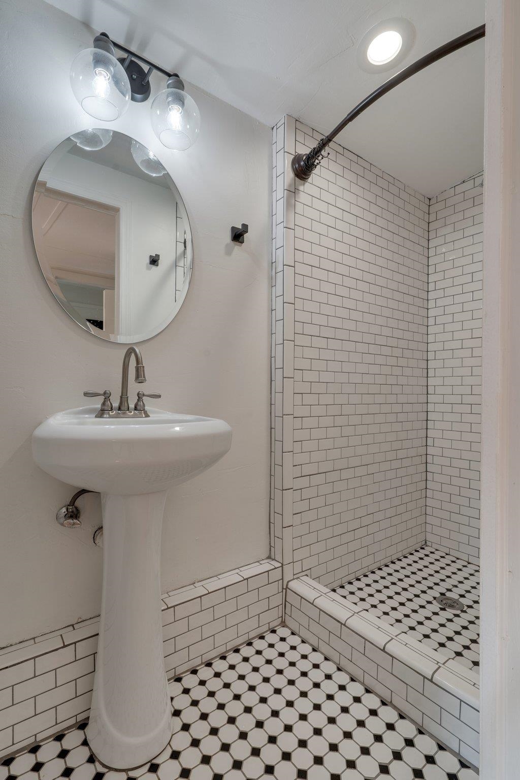 1131 Spottswood Drive