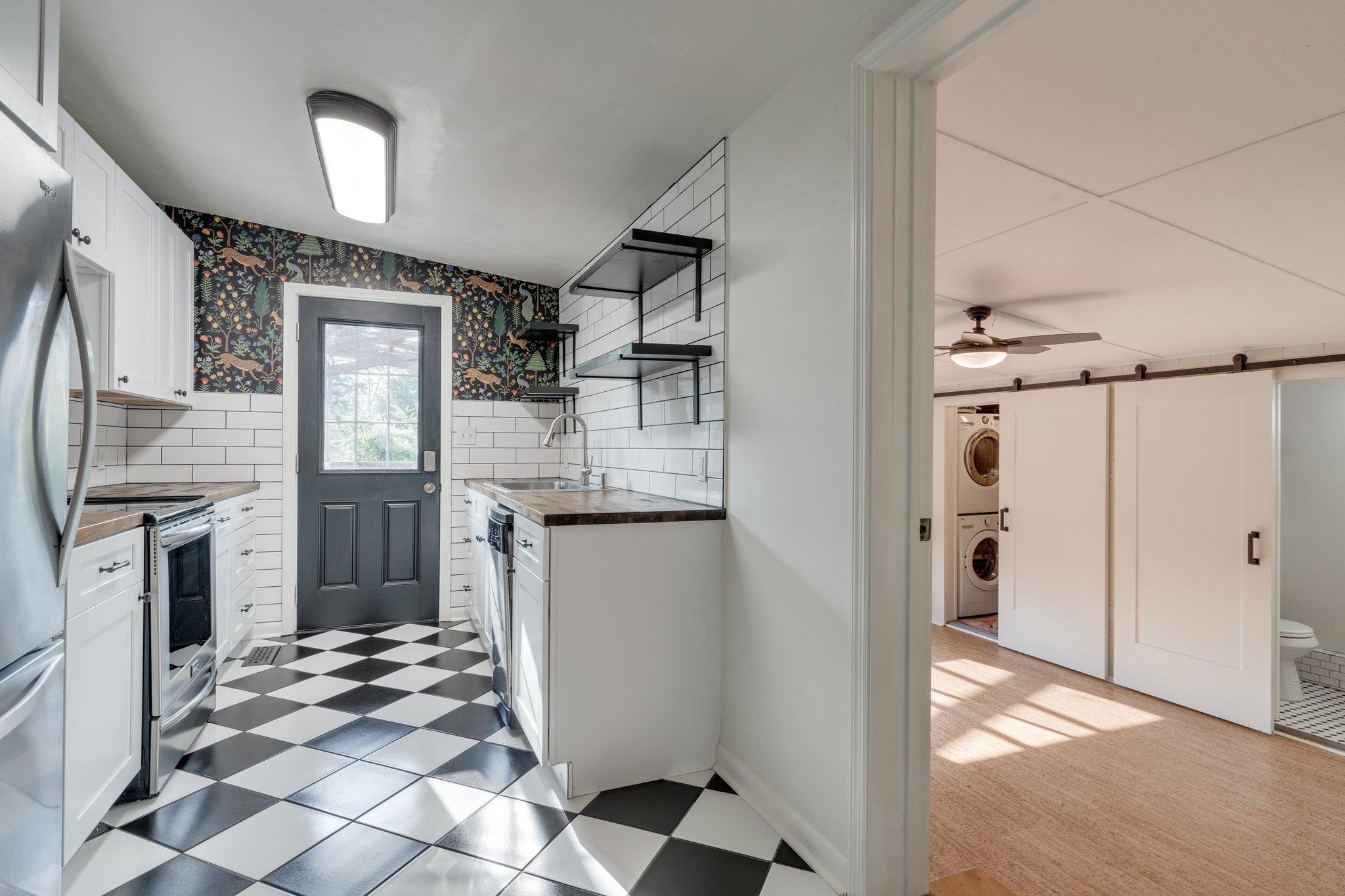 1131 Spottswood Drive