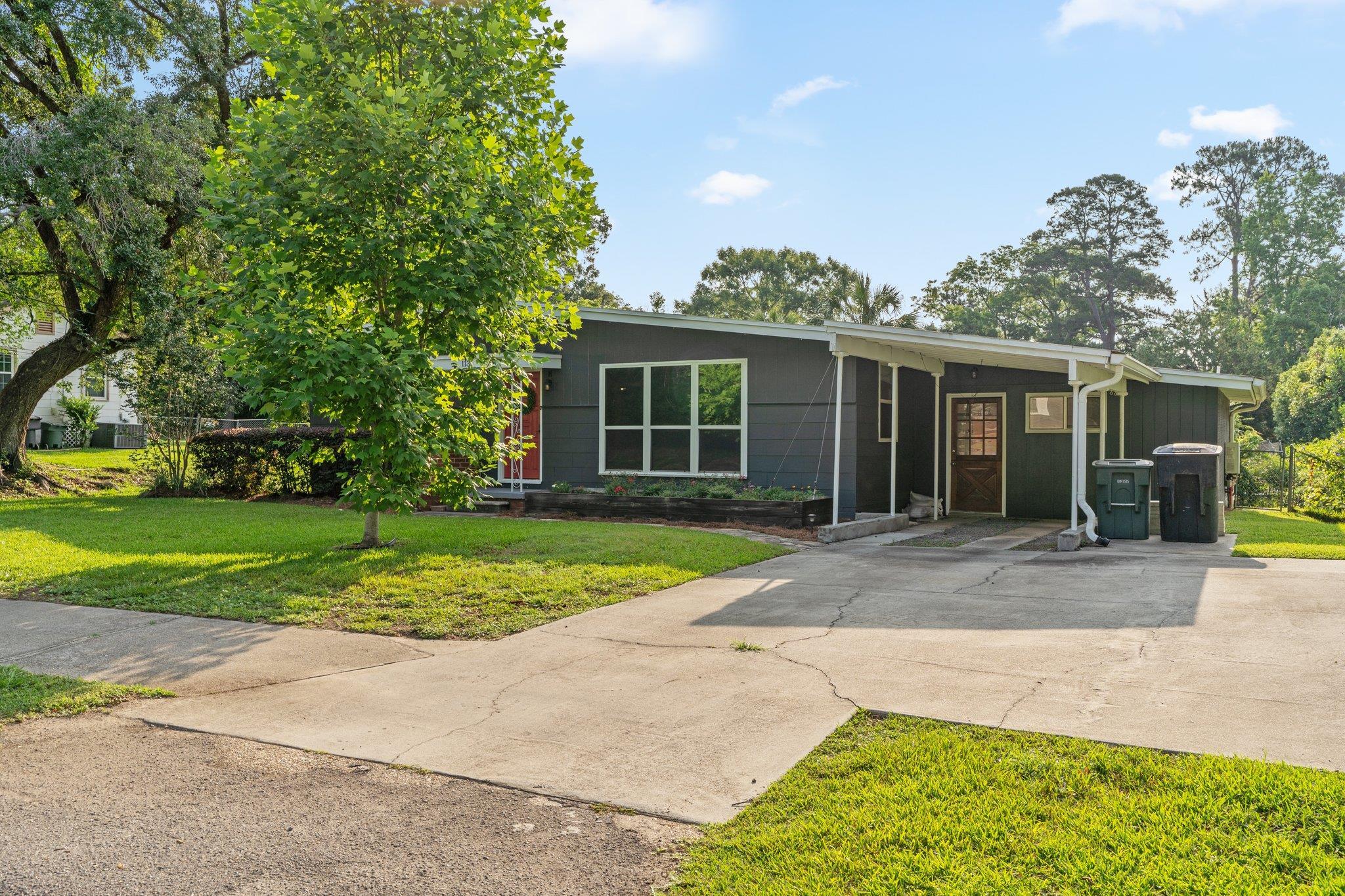 1131 Spottswood Drive