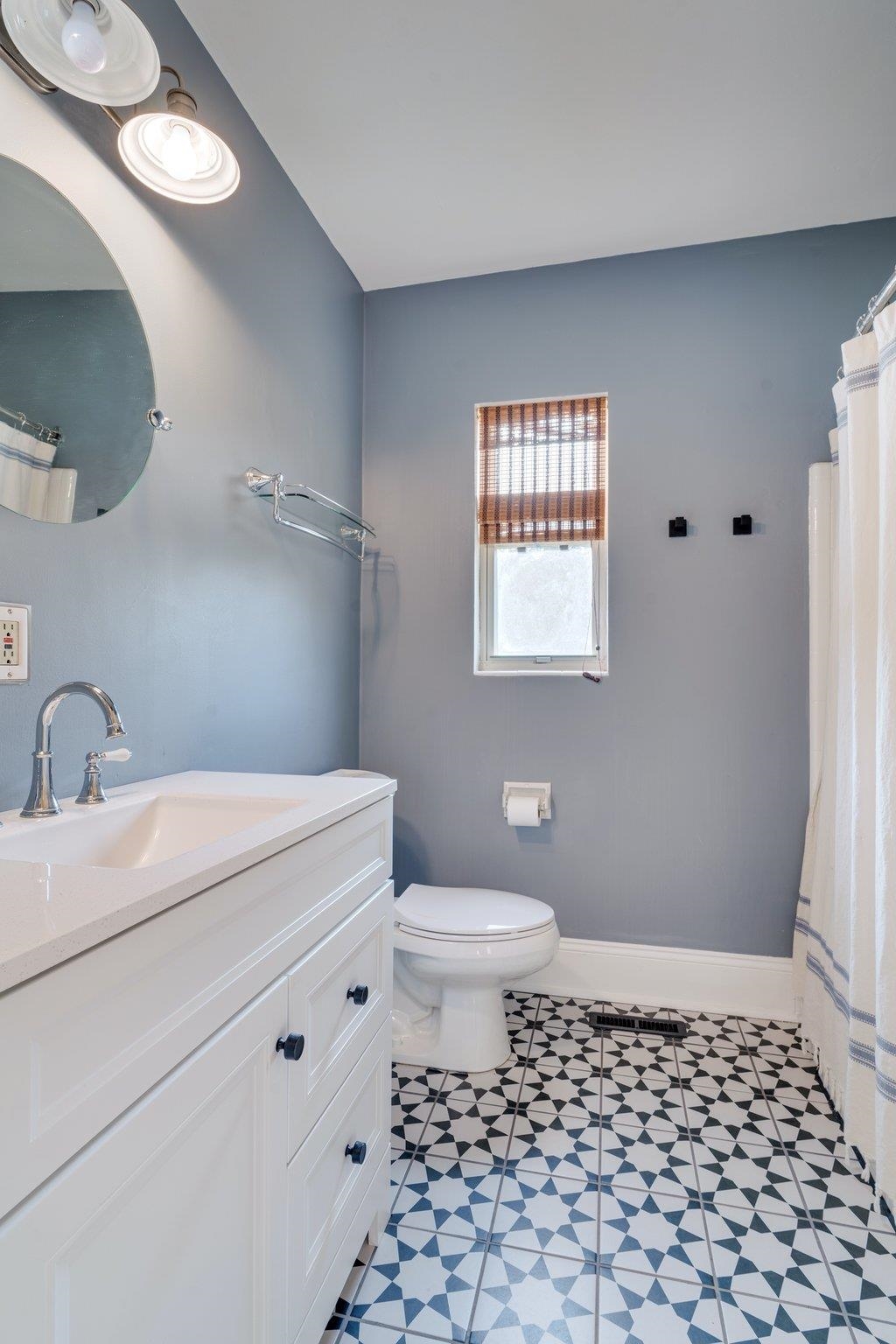 1131 Spottswood Drive