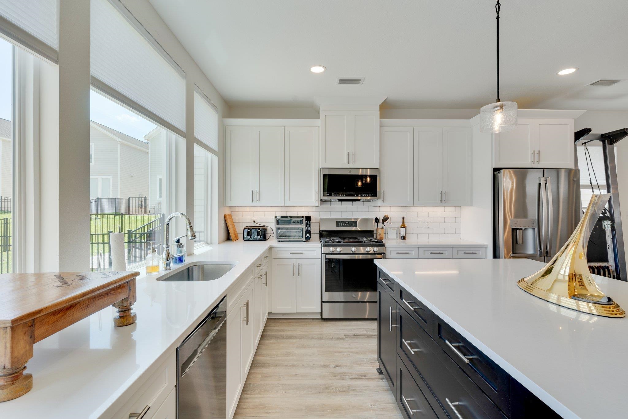 5631 Fletcher Oaks Drive