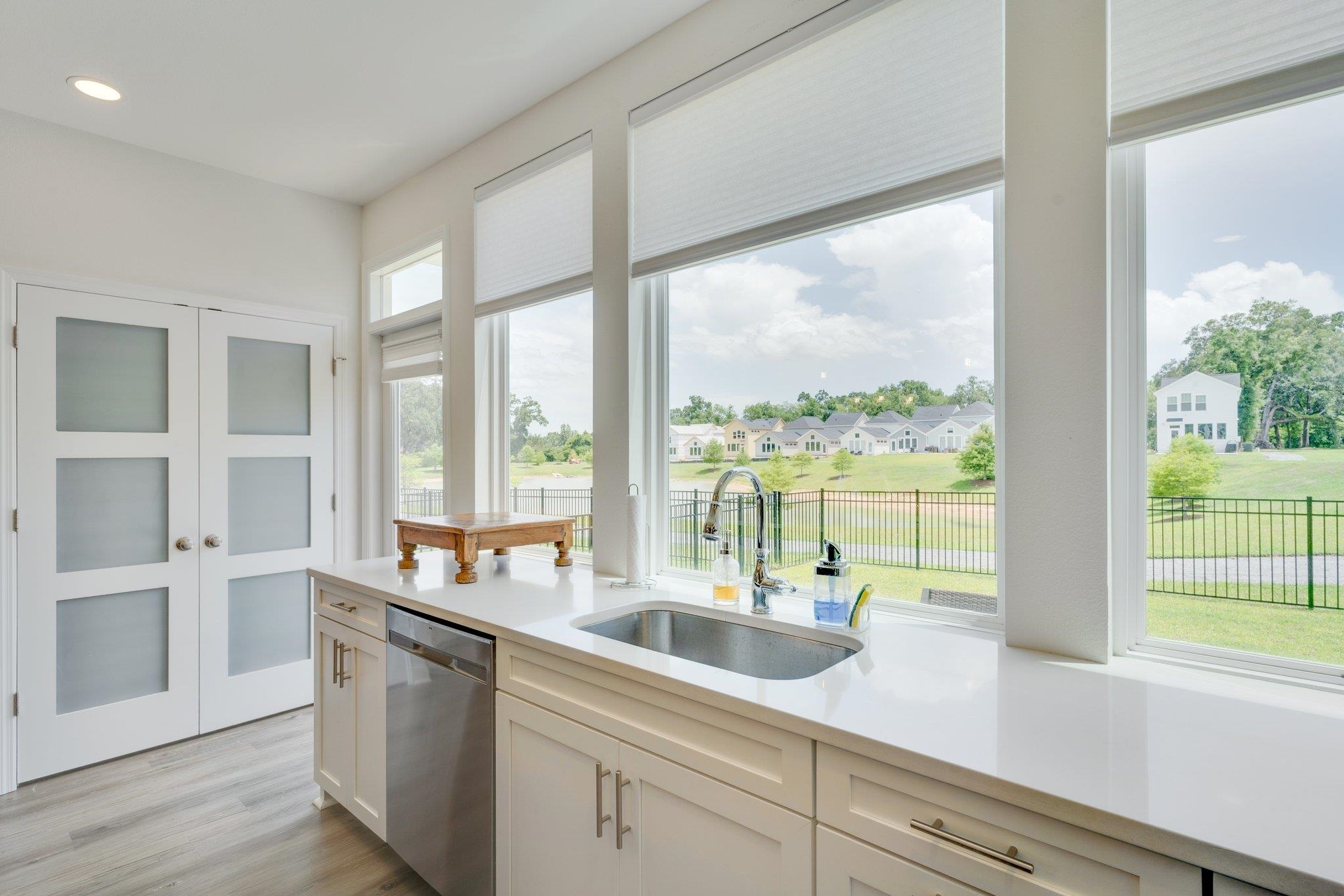 5631 Fletcher Oaks Drive