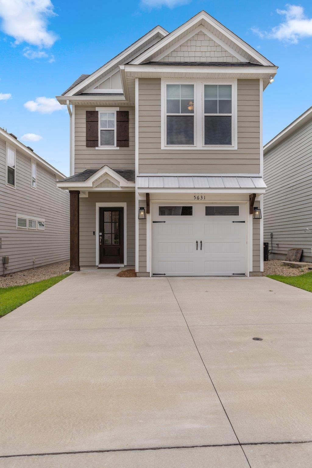 5631 Fletcher Oaks Drive