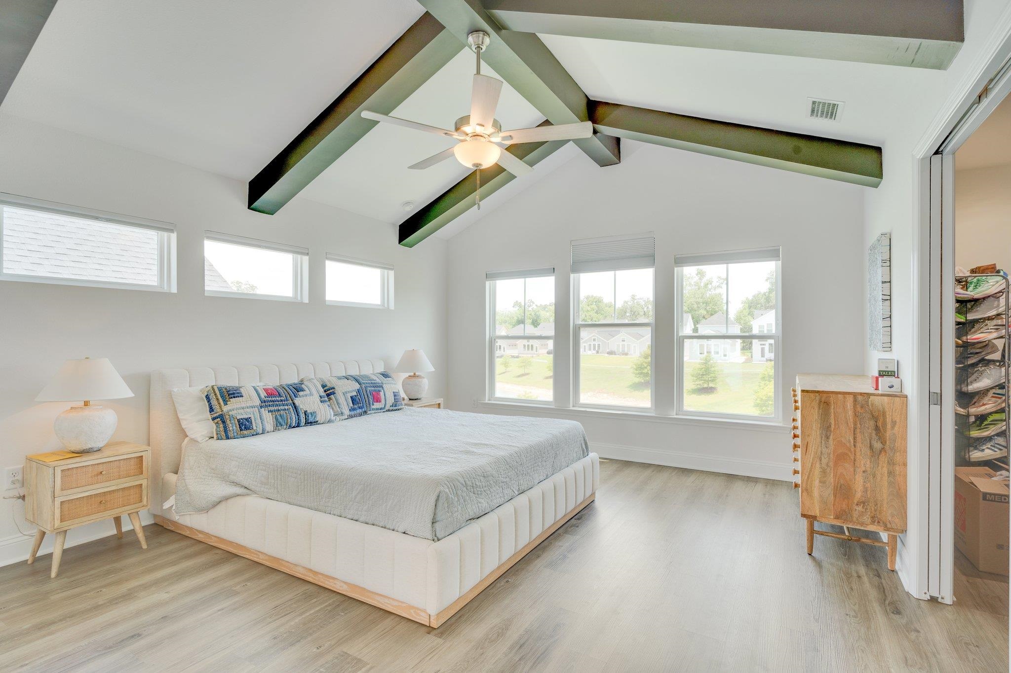 5631 Fletcher Oaks Drive