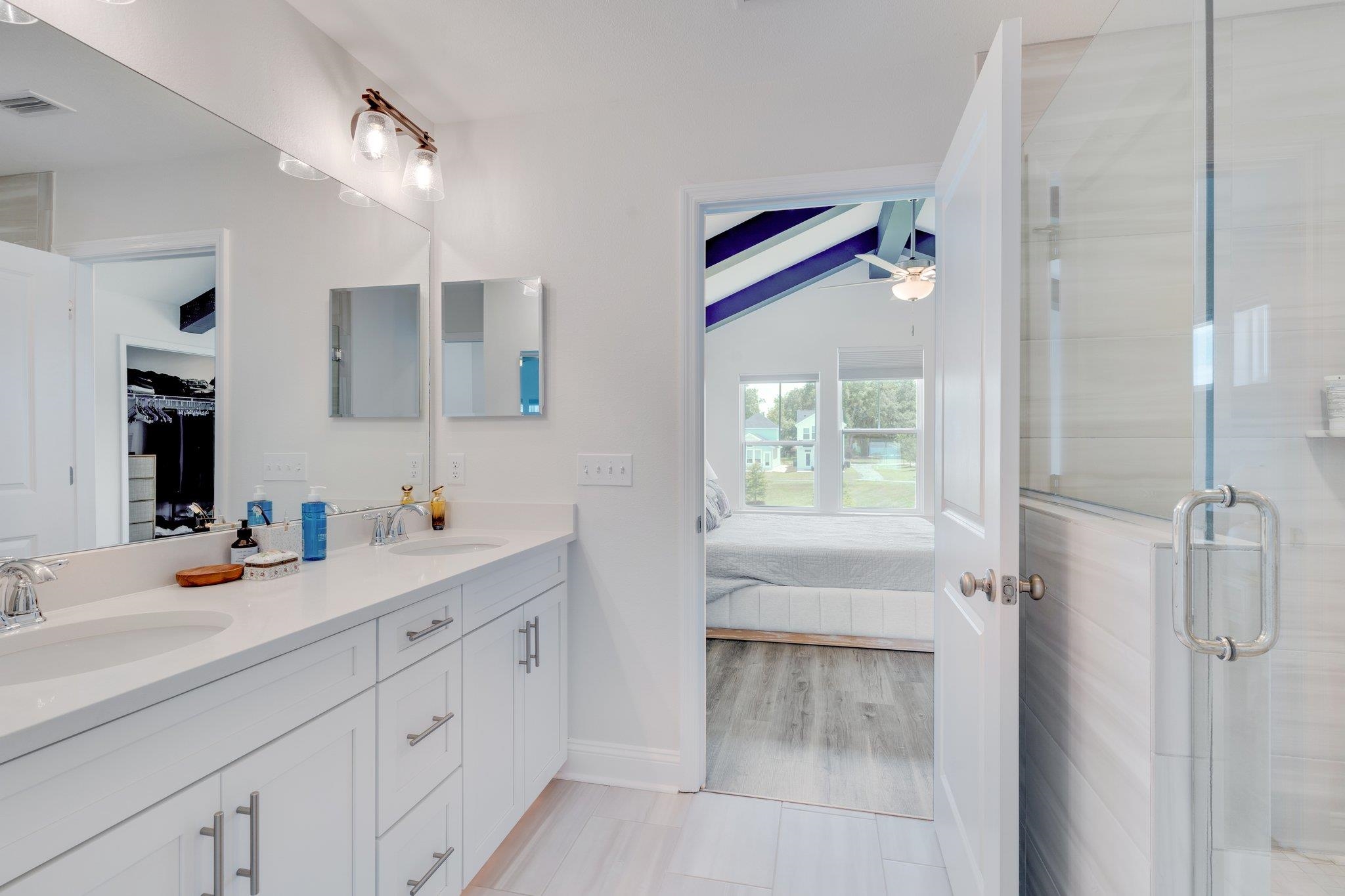 5631 Fletcher Oaks Drive