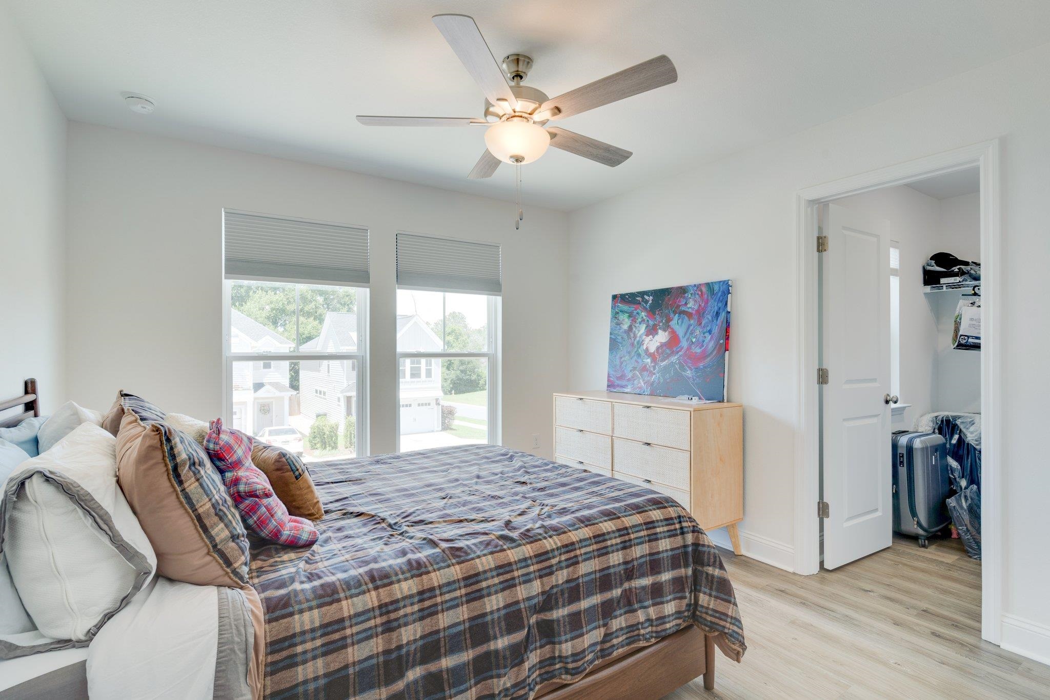 5631 Fletcher Oaks Drive