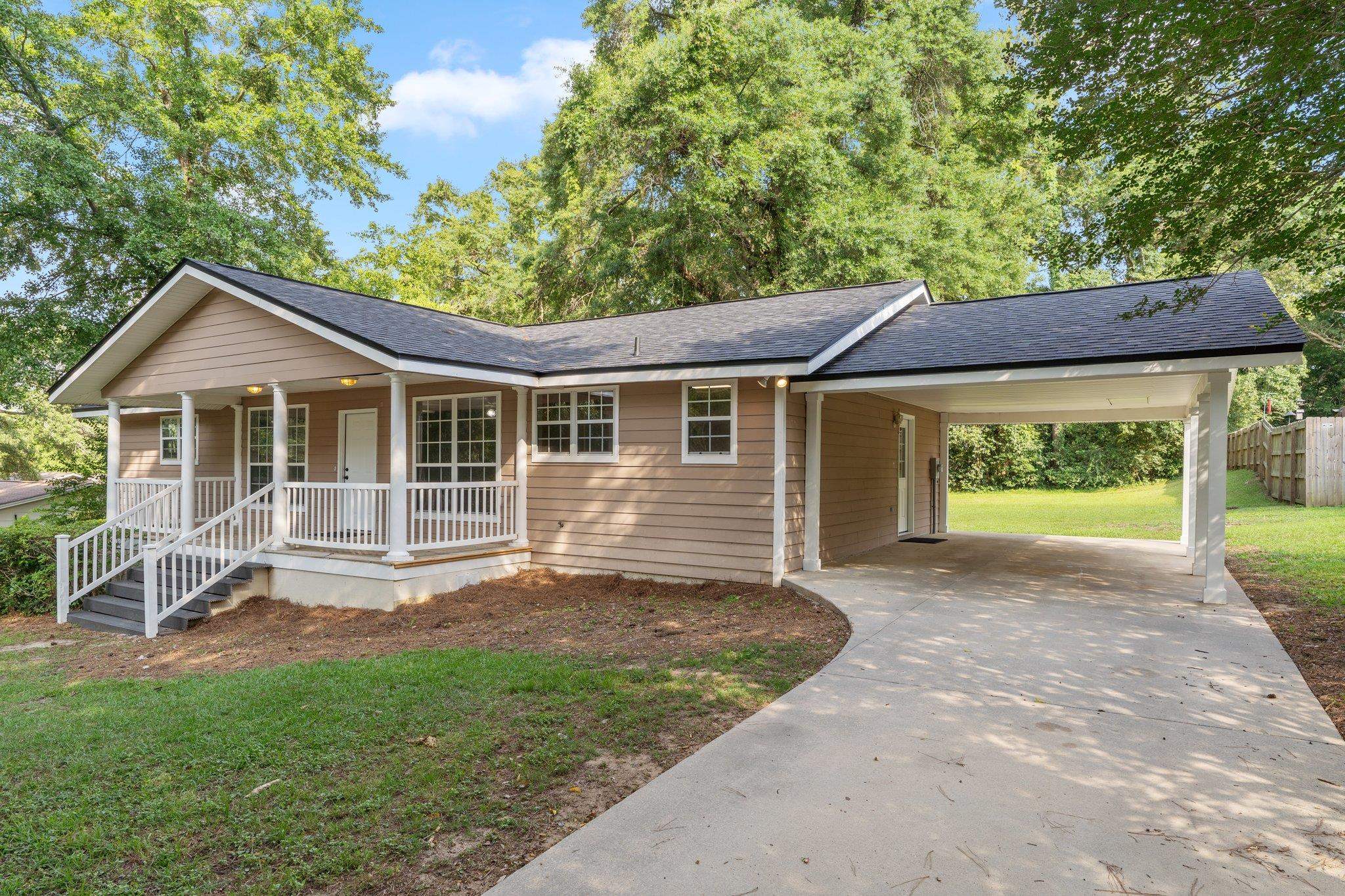 2103 Queenswood Drive