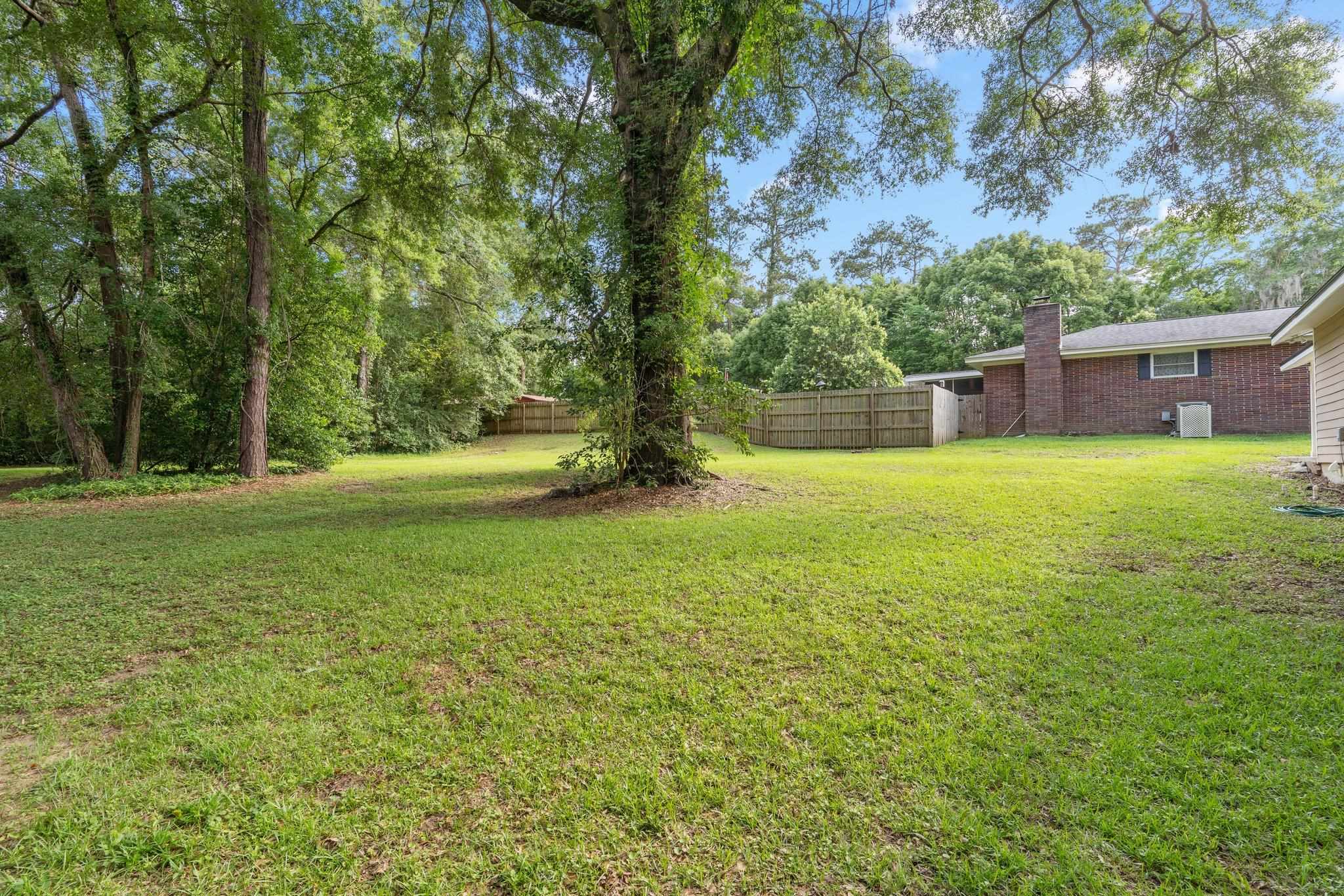 2103 Queenswood Drive