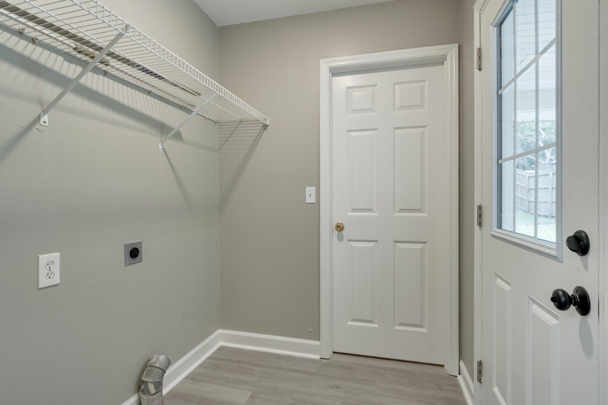 2103 Queenswood Drive