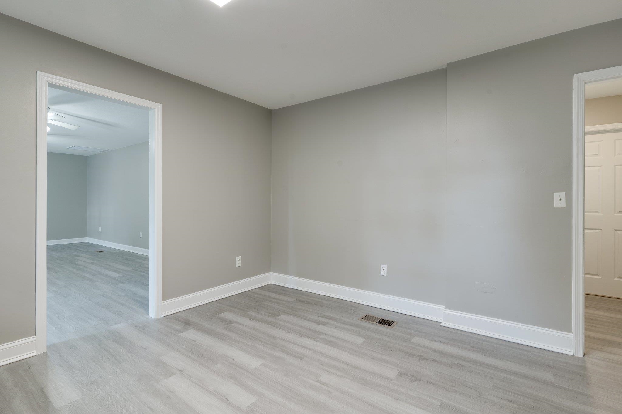 2103 Queenswood Drive