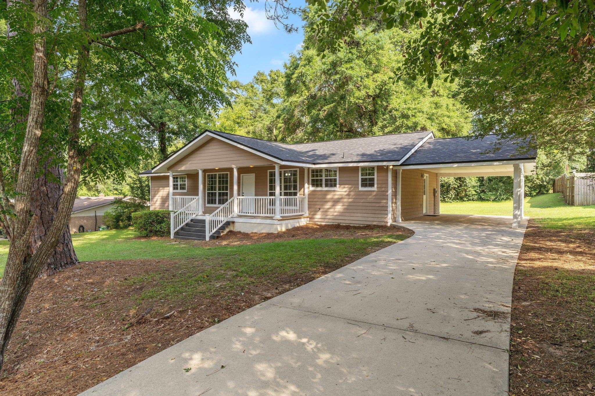 2103 Queenswood Drive