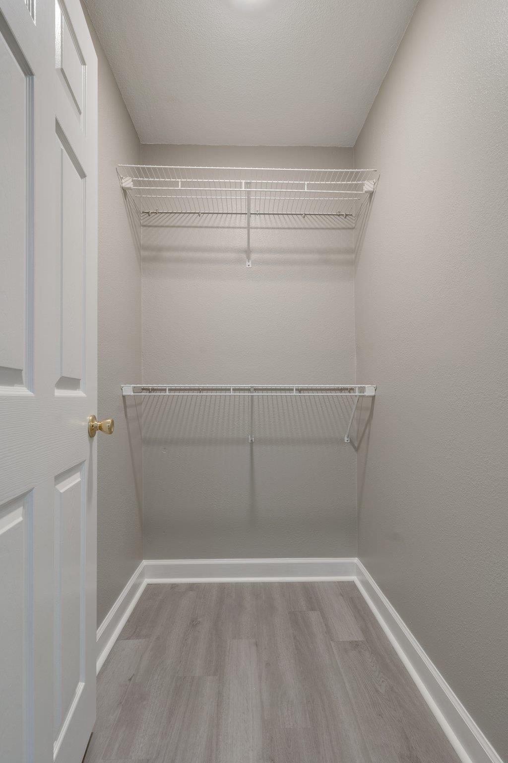 2103 Queenswood Drive